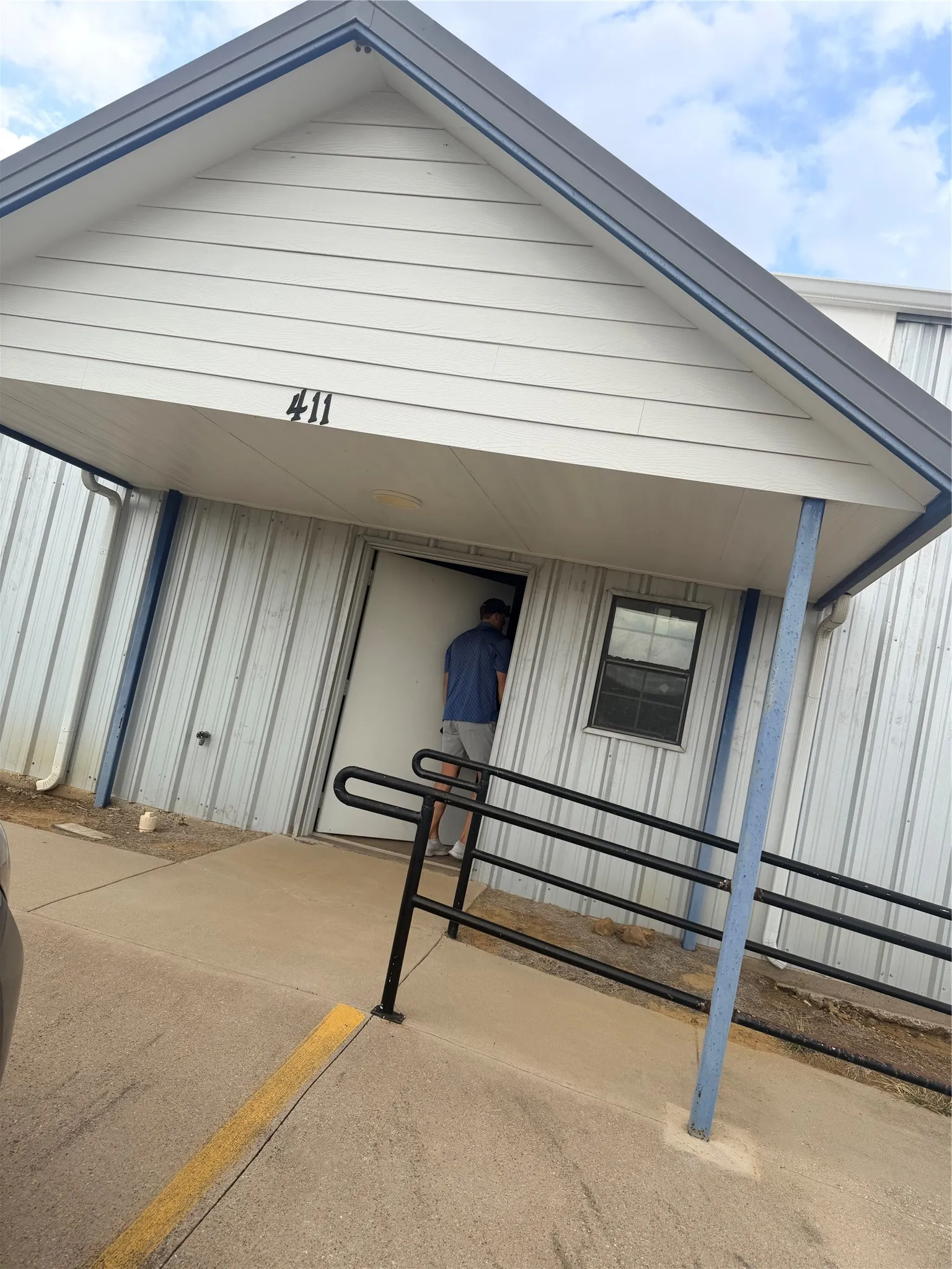 Industrial For Sale in Palo Pinto County , 411 Lee, Mineral Wells, Texas 76066, 0, 0, Garage spaces, 0 Sqft, built in 2010, Preowned, mls#21198332, Real Estate Agent in Mineral Wells, Homes For Sale in Palo Pinto county, Homes For Sale in Mineral Wells, Realtor in Mineral Wells Texas, Real Estate Brokerage Independent Realty Texas, Luminita Cordes Realtor