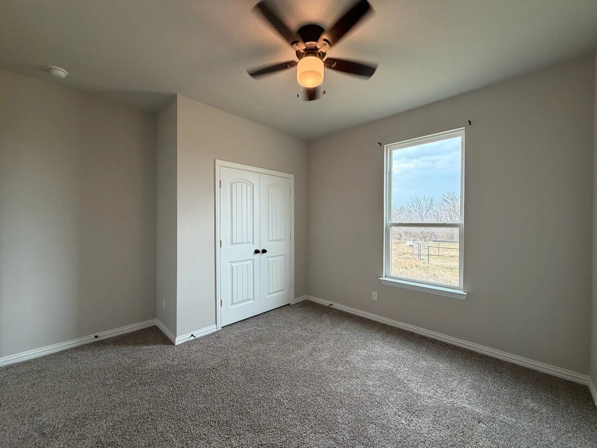 Single Family Residence For Sale in Parker County , 1035 Northern Oaks Court, Springtown, Texas 76082, 4 Bedrooms, 2 Bathrooms, 1 Garage spaces, 2,075 Sqft, built in 2021, New Construction - Complete, Price $438,744, mls#21199699, Real Estate Agent in Springtown, Homes For Sale in Parker county, Homes For Sale in Springtown, Realtor in Springtown Texas, Real Estate Brokerage Independent Realty Texas, Luminita Cordes Realtor