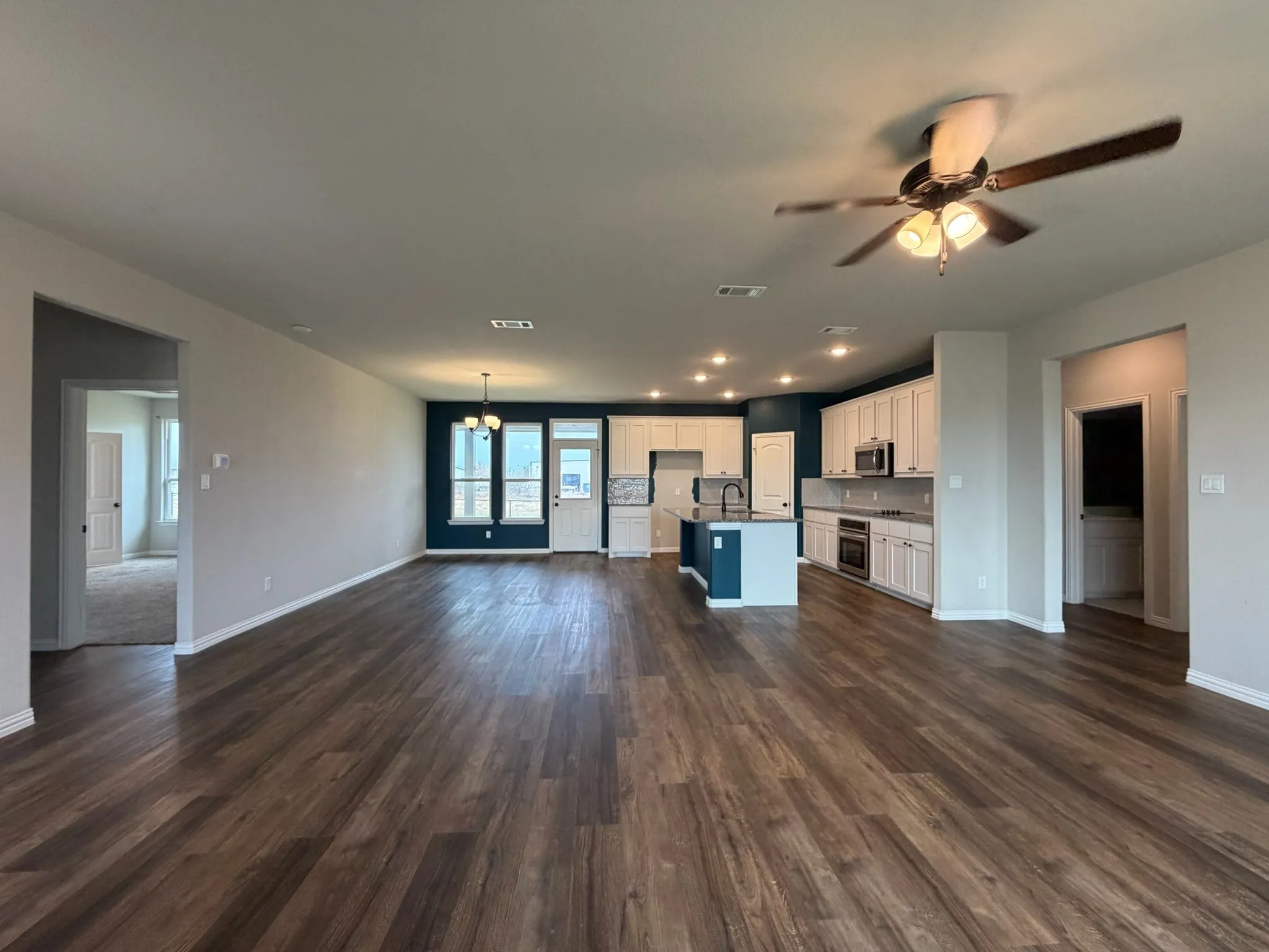 Single Family Residence For Sale in Parker County , 1035 Northern Oaks Court, Springtown, Texas 76082, 4 Bedrooms, 2 Bathrooms, 1 Garage spaces, 2,075 Sqft, built in 2021, New Construction - Complete, Price $438,744, mls#21199699, Real Estate Agent in Springtown, Homes For Sale in Parker county, Homes For Sale in Springtown, Realtor in Springtown Texas, Real Estate Brokerage Independent Realty Texas, Luminita Cordes Realtor