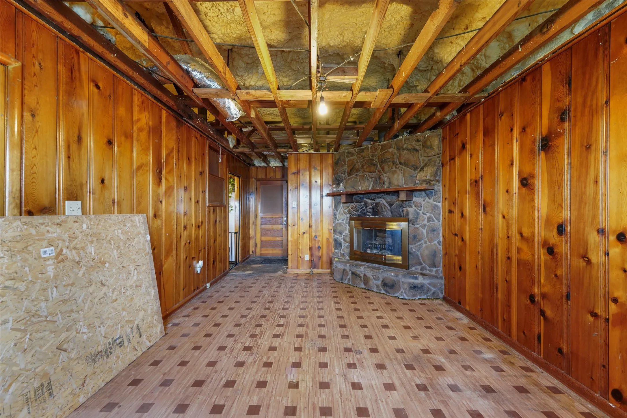 Second living area