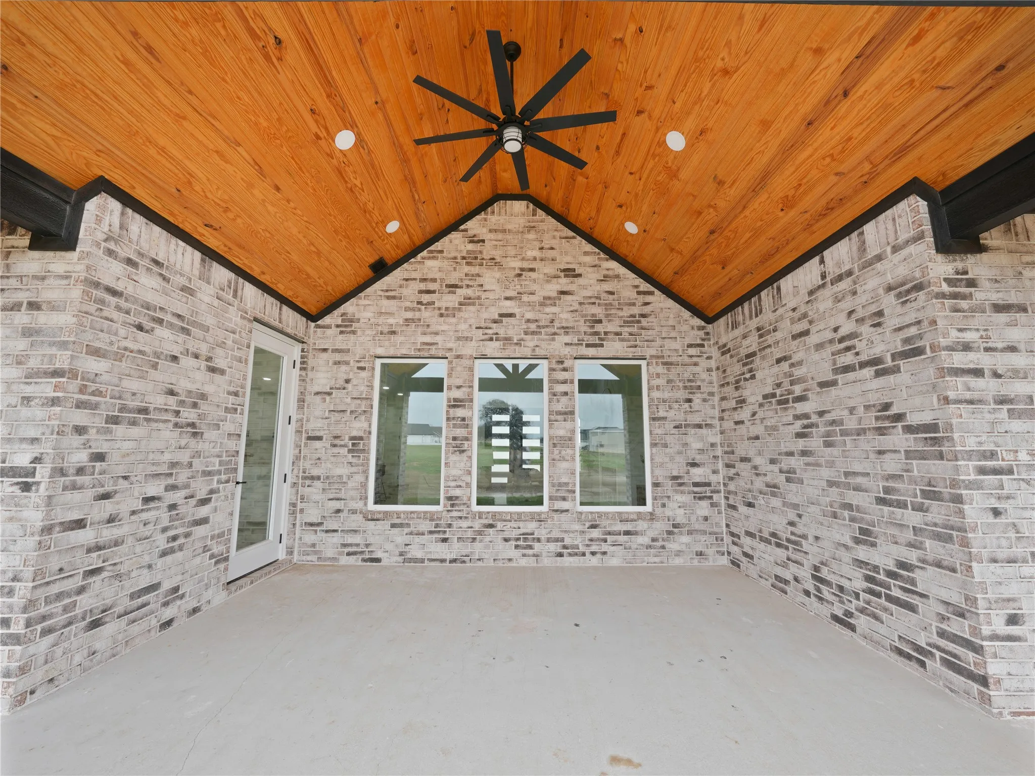 Single Family Residence For Sale in Parker County , 145 Cartwright Road, Weatherford, Texas 76087, 4 Bedroom, 4 Bathroom, 2 Garage spaces, 2,550 Sqft, built in 2026, New Construction - Complete, mls#21200724, Real Estate Agent in Weatherford, Homes For Sale in Parker county, Homes For Sale in Weatherford, Realtor in Weatherford Texas, Real Estate Brokerage Independent Realty Texas, Luminita Cordes Realtor