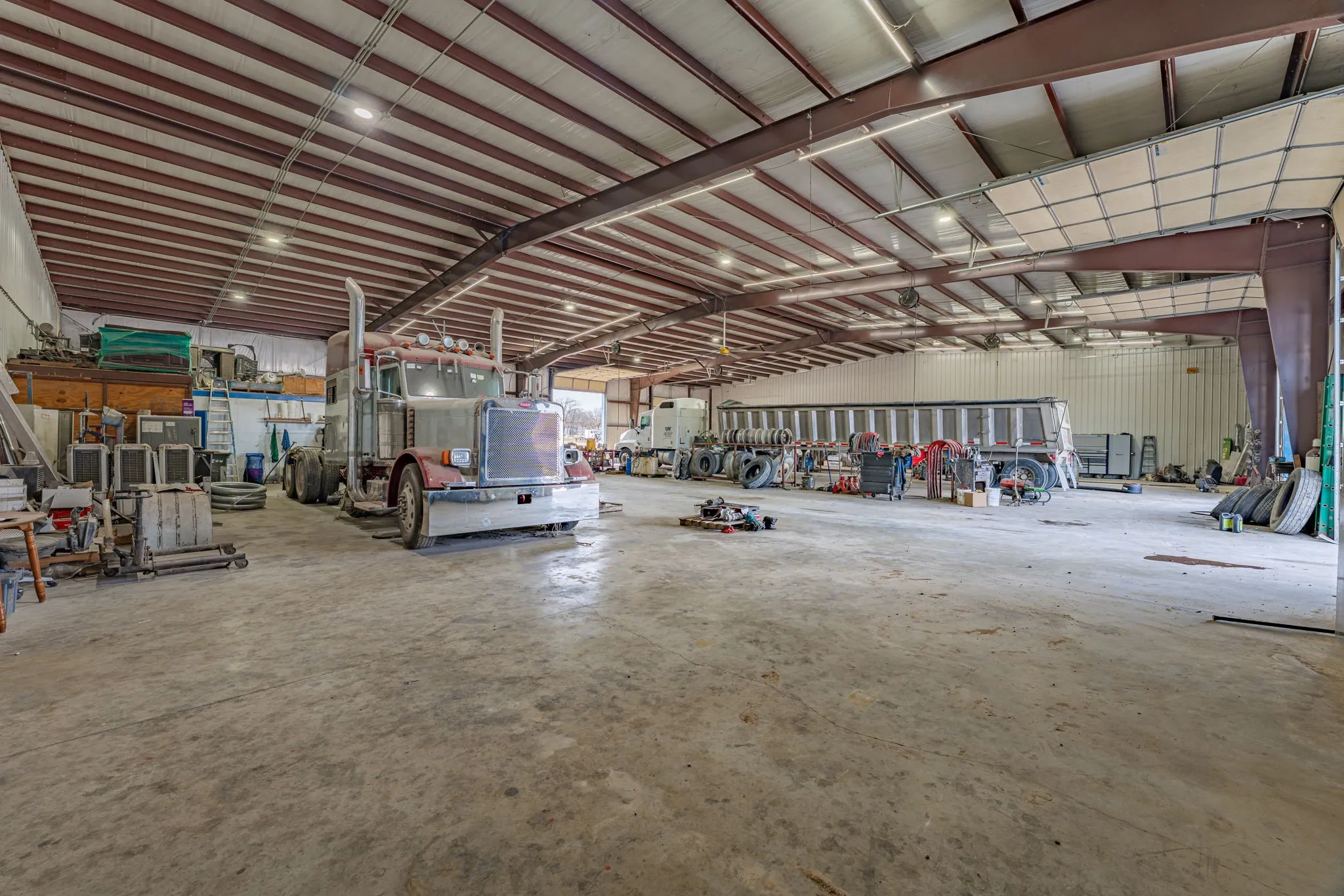 Warehouse For Sale in Parker County , 4610 E Highway 199, Springtown, Texas 76082, 0, 0, Garage spaces, 0 Sqft, built in 2019, Preowned, Price $2,950,000, mls#21191479, Real Estate Agent in Springtown, Homes For Sale in Parker county, Homes For Sale in Springtown, Realtor in Springtown Texas, Real Estate Brokerage Independent Realty Texas, Luminita Cordes Realtor
