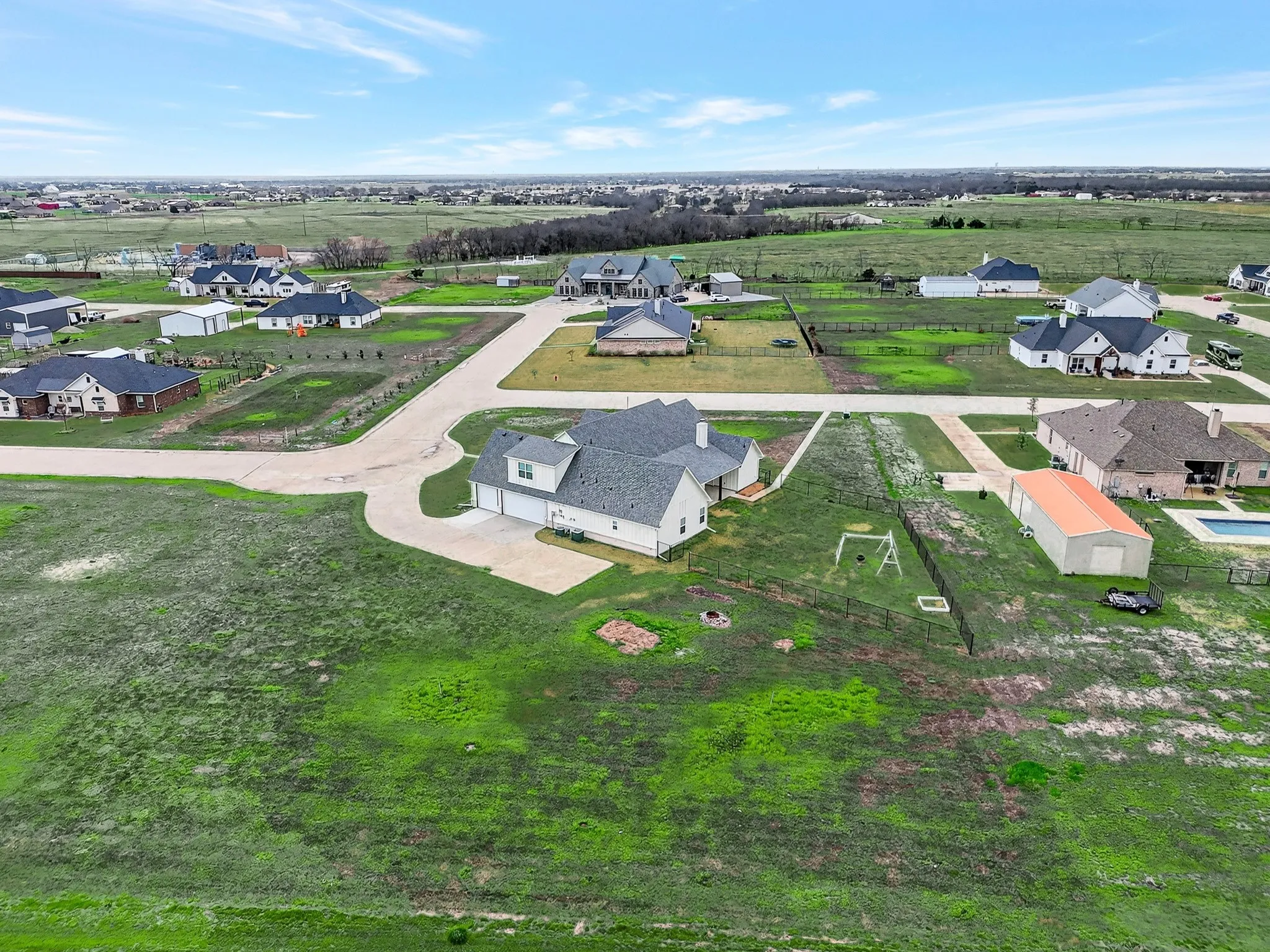 Single Family Residence For Sale in Hunt County , 4929 Caddo Crossing Drive, Caddo Mills, Texas 75135, 5 Bedroom, 5 Bathroom, 3 Garage spaces, 3,243 Sqft, built in 2022, mls#21200778, Real Estate Agent in Caddo Mills, Homes For Sale in Hunt county, Homes For Sale in Caddo Mills, Realtor in Caddo Mills Texas, Real Estate Brokerage Independent Realty Texas, Luminita Cordes Realtor