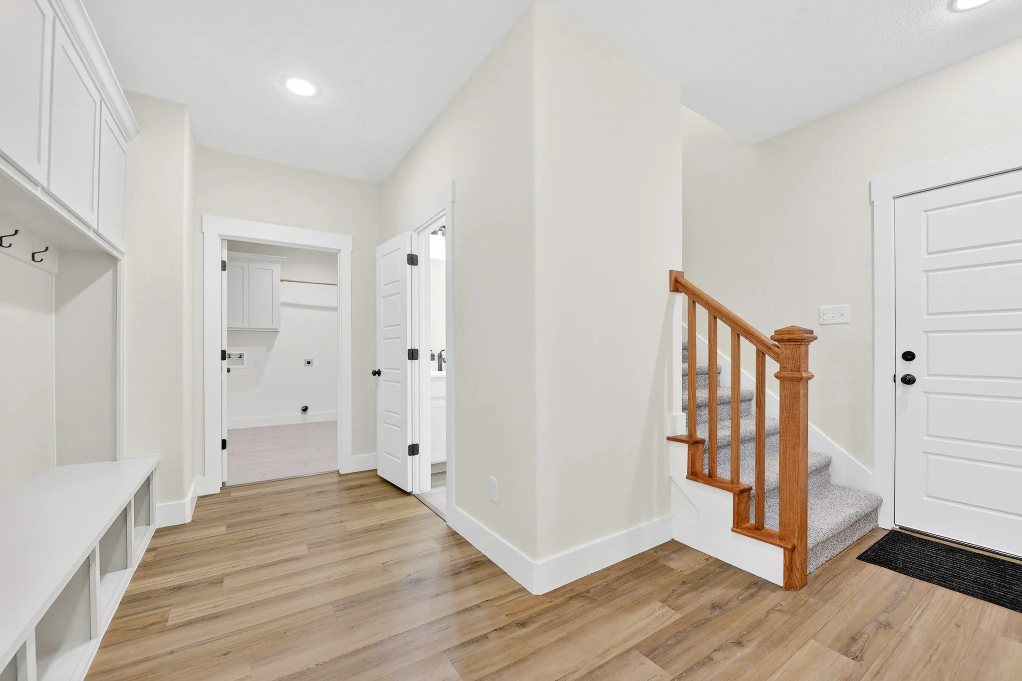 Single Family Residence For Sale in Hunt County , 4929 Caddo Crossing Drive, Caddo Mills, Texas 75135, 5 Bedroom, 5 Bathroom, 3 Garage spaces, 3,243 Sqft, built in 2022, mls#21200778, Real Estate Agent in Caddo Mills, Homes For Sale in Hunt county, Homes For Sale in Caddo Mills, Realtor in Caddo Mills Texas, Real Estate Brokerage Independent Realty Texas, Luminita Cordes Realtor