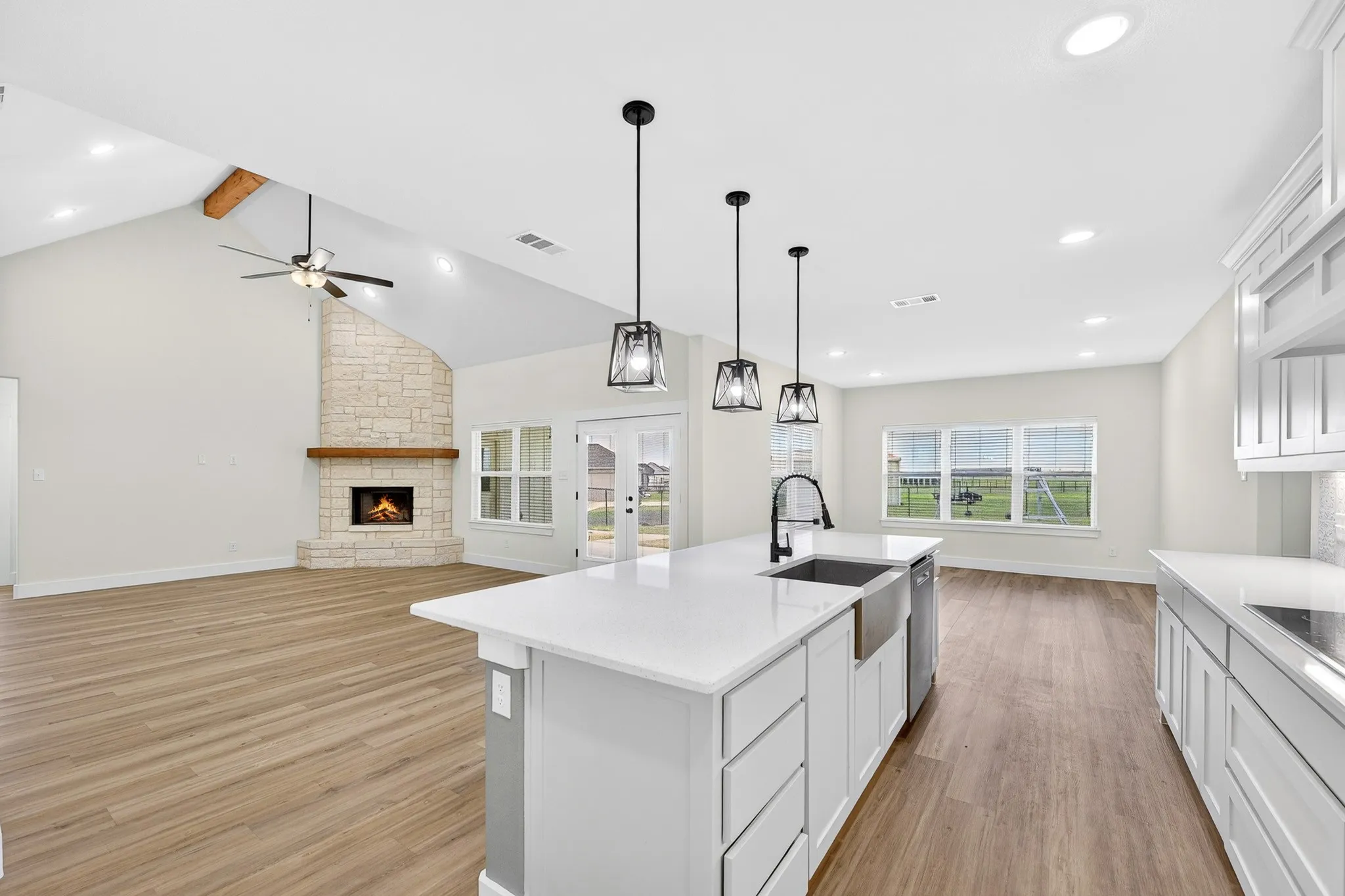 Single Family Residence For Sale in Hunt County , 4929 Caddo Crossing Drive, Caddo Mills, Texas 75135, 5 Bedroom, 5 Bathroom, 3 Garage spaces, 3,243 Sqft, built in 2022, mls#21200778, Real Estate Agent in Caddo Mills, Homes For Sale in Hunt county, Homes For Sale in Caddo Mills, Realtor in Caddo Mills Texas, Real Estate Brokerage Independent Realty Texas, Luminita Cordes Realtor