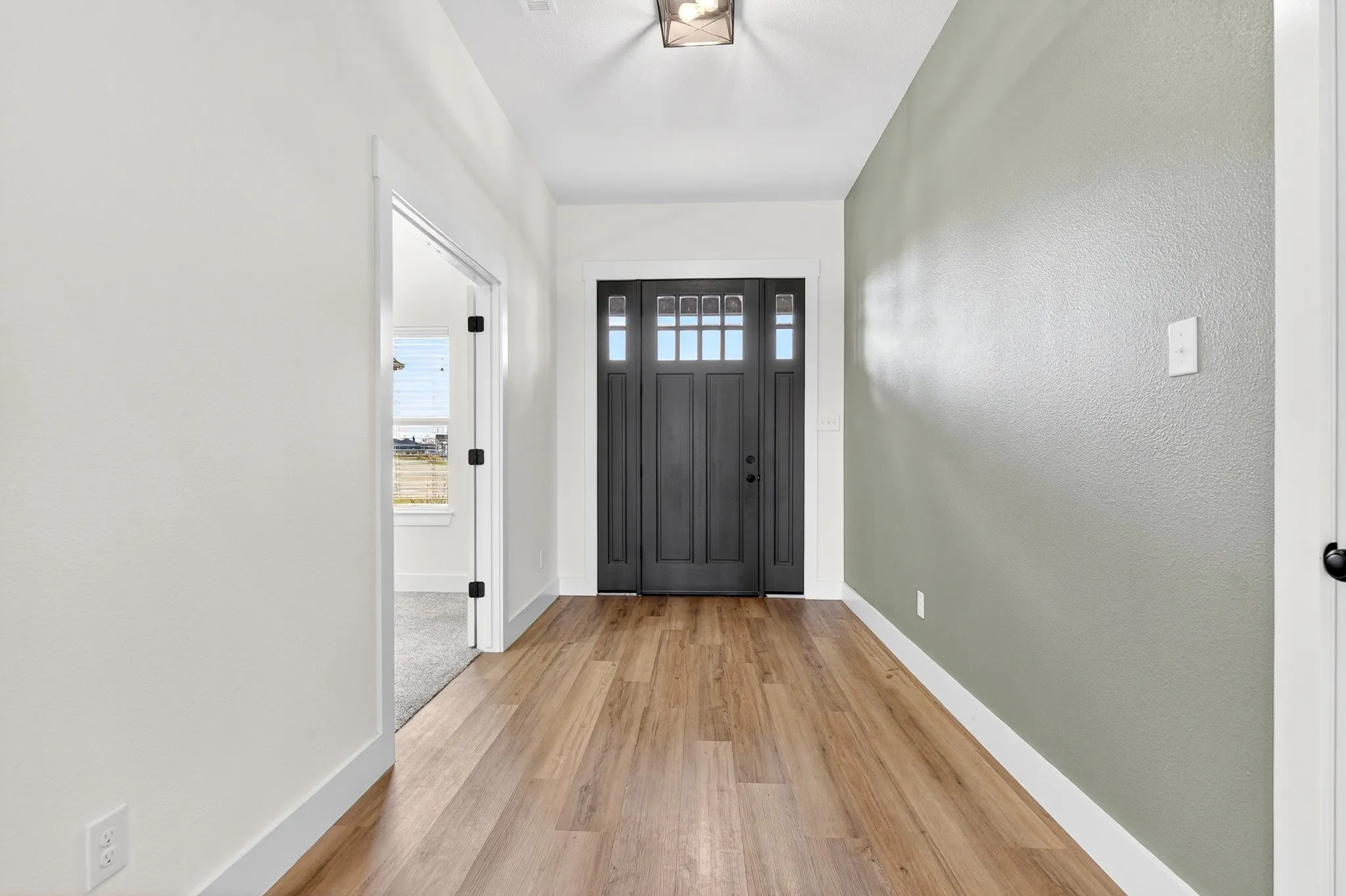 Single Family Residence For Sale in Hunt County , 4929 Caddo Crossing Drive, Caddo Mills, Texas 75135, 5 Bedroom, 5 Bathroom, 3 Garage spaces, 3,243 Sqft, built in 2022, mls#21200778, Real Estate Agent in Caddo Mills, Homes For Sale in Hunt county, Homes For Sale in Caddo Mills, Realtor in Caddo Mills Texas, Real Estate Brokerage Independent Realty Texas, Luminita Cordes Realtor