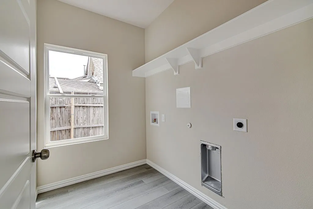 Single Family Residence For Sale in Tarrant County , 1005 E Tucker Street, Fort Worth, Texas 76104, 3 Bedroom, 2 Bathroom, Garage spaces, 1,338 Sqft, built in 2026, New Construction - Complete, mls#21200805, Real Estate Agent in Fort Worth, Homes For Sale in Tarrant county, Homes For Sale in Fort Worth, Realtor in Fort Worth Texas, Real Estate Brokerage Independent Realty Texas, Luminita Cordes Realtor