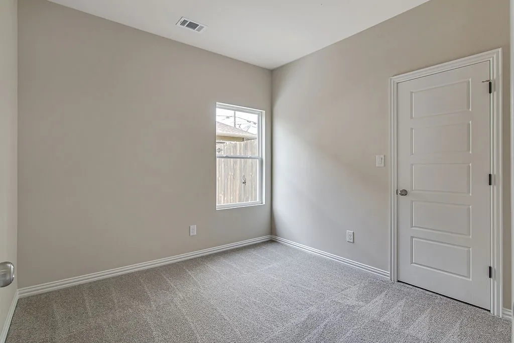 Single Family Residence For Sale in Tarrant County , 1005 E Tucker Street, Fort Worth, Texas 76104, 3 Bedroom, 2 Bathroom, Garage spaces, 1,338 Sqft, built in 2026, New Construction - Complete, mls#21200805, Real Estate Agent in Fort Worth, Homes For Sale in Tarrant county, Homes For Sale in Fort Worth, Realtor in Fort Worth Texas, Real Estate Brokerage Independent Realty Texas, Luminita Cordes Realtor