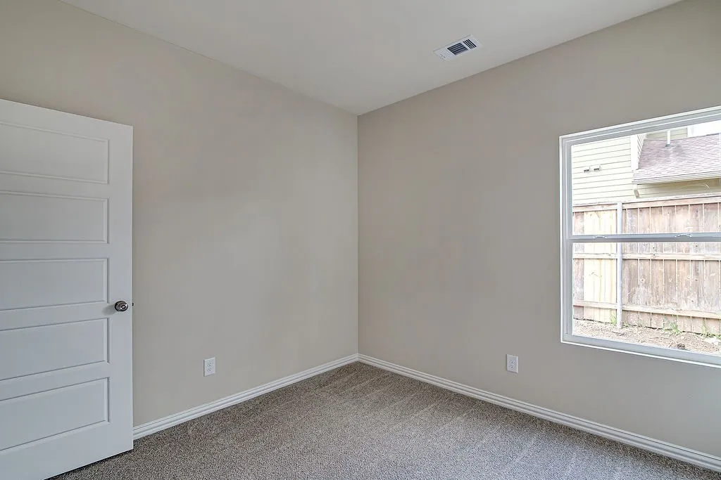 Single Family Residence For Sale in Tarrant County , 1005 E Tucker Street, Fort Worth, Texas 76104, 3 Bedroom, 2 Bathroom, Garage spaces, 1,338 Sqft, built in 2026, New Construction - Complete, mls#21200805, Real Estate Agent in Fort Worth, Homes For Sale in Tarrant county, Homes For Sale in Fort Worth, Realtor in Fort Worth Texas, Real Estate Brokerage Independent Realty Texas, Luminita Cordes Realtor