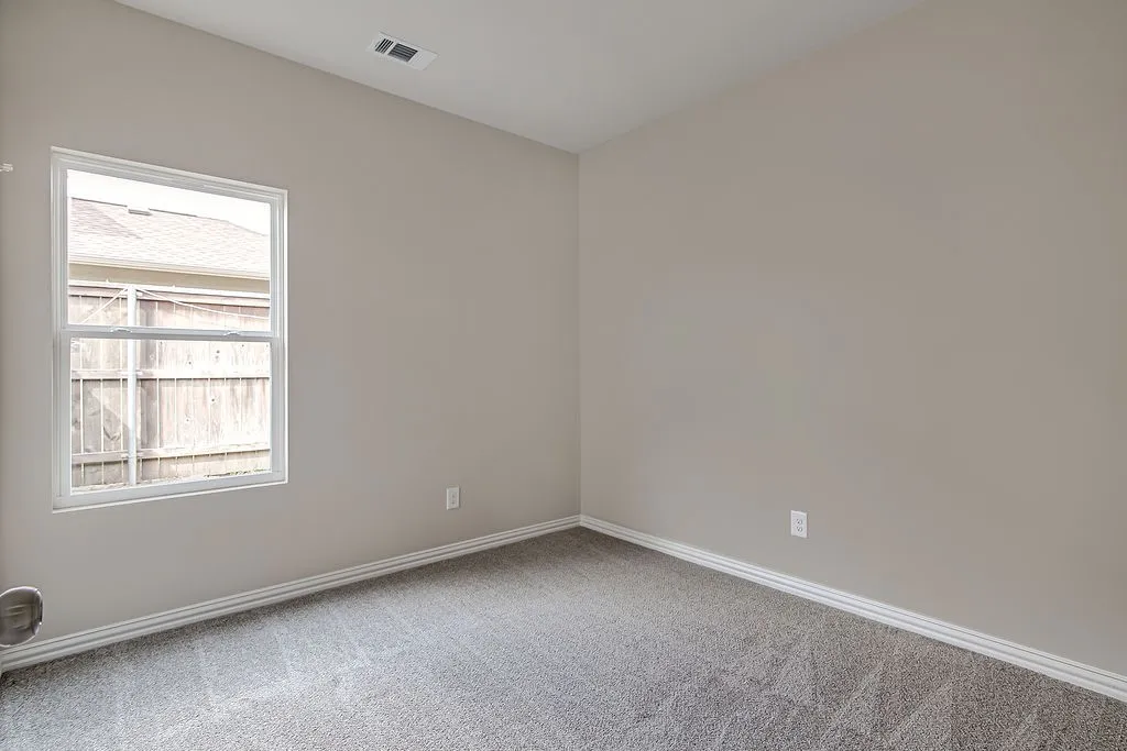 Single Family Residence For Sale in Tarrant County , 1005 E Tucker Street, Fort Worth, Texas 76104, 3 Bedroom, 2 Bathroom, Garage spaces, 1,338 Sqft, built in 2026, New Construction - Complete, mls#21200805, Real Estate Agent in Fort Worth, Homes For Sale in Tarrant county, Homes For Sale in Fort Worth, Realtor in Fort Worth Texas, Real Estate Brokerage Independent Realty Texas, Luminita Cordes Realtor