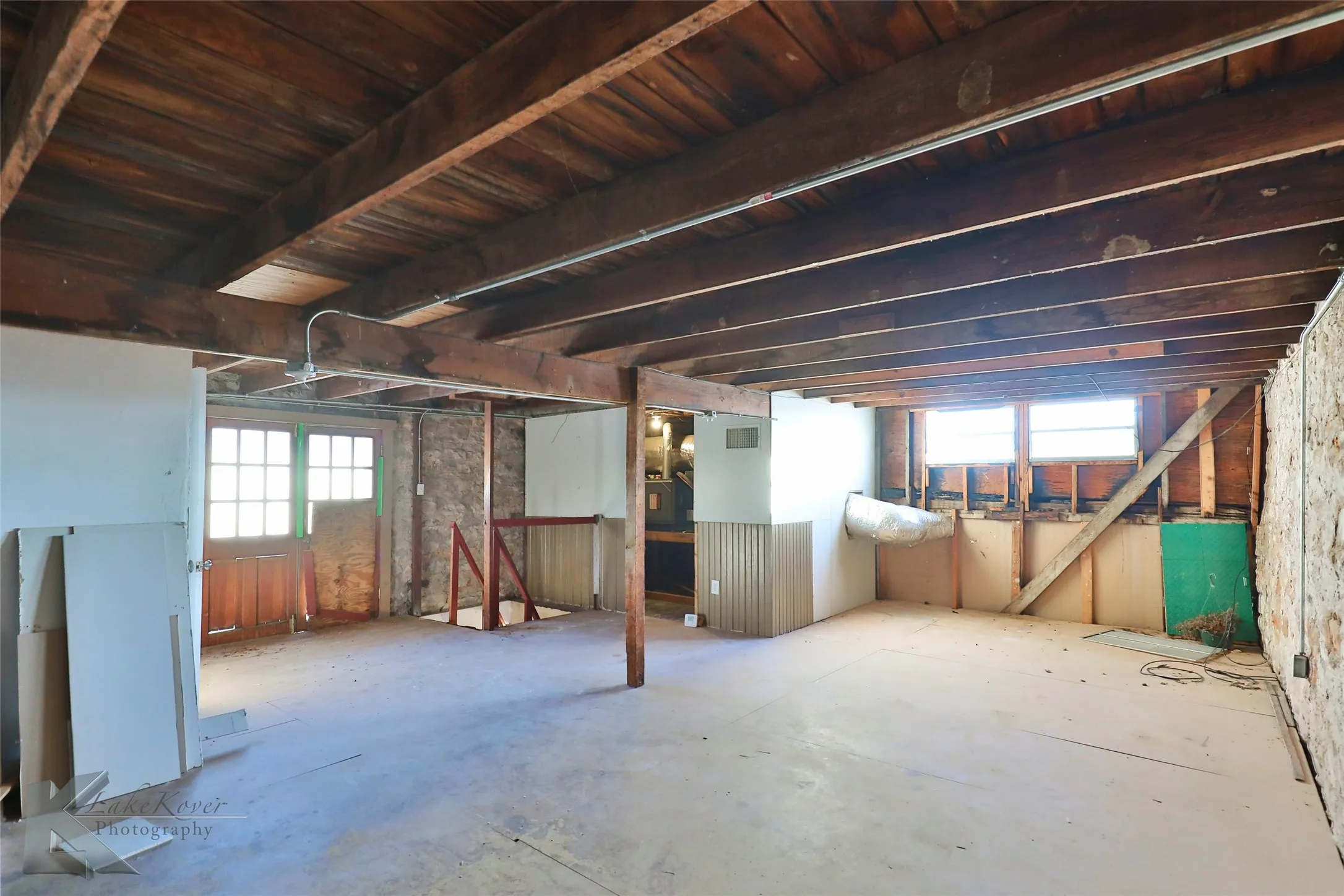 Business For Sale in Eastland County , 306 Conrad Hilton Boulevard, Cisco, Texas 76437, 0, 0, Garage spaces, 3,400 Sqft, built in 1935, Preowned, mls#21200826, Real Estate Agent in Cisco, Homes For Sale in Eastland county, Homes For Sale in Cisco, Realtor in Cisco Texas, Real Estate Brokerage Independent Realty Texas, Luminita Cordes Realtor