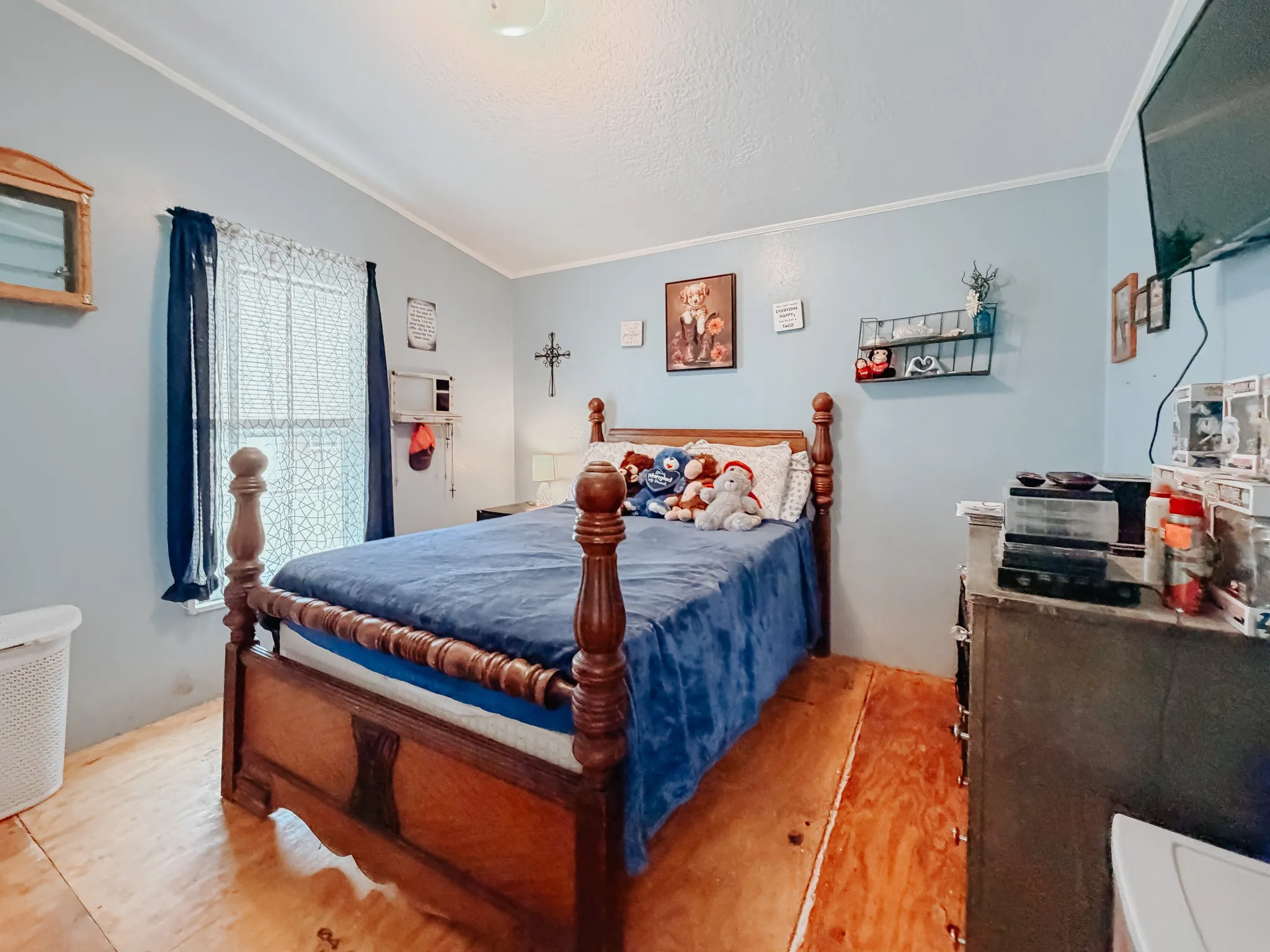 Manufactured Home For Sale in Navarro County , 706 County Road 2260, Corsicana, Texas 75109, 3 Bedrooms, 2 Bathrooms, Garage spaces, 1,360 Sqft, built in 2020, Price $300,000, mls#21194902, Real Estate Agent in Corsicana, Homes For Sale in Navarro county, Homes For Sale in Corsicana, Realtor in Corsicana Texas, Real Estate Brokerage Independent Realty Texas, Luminita Cordes Realtor