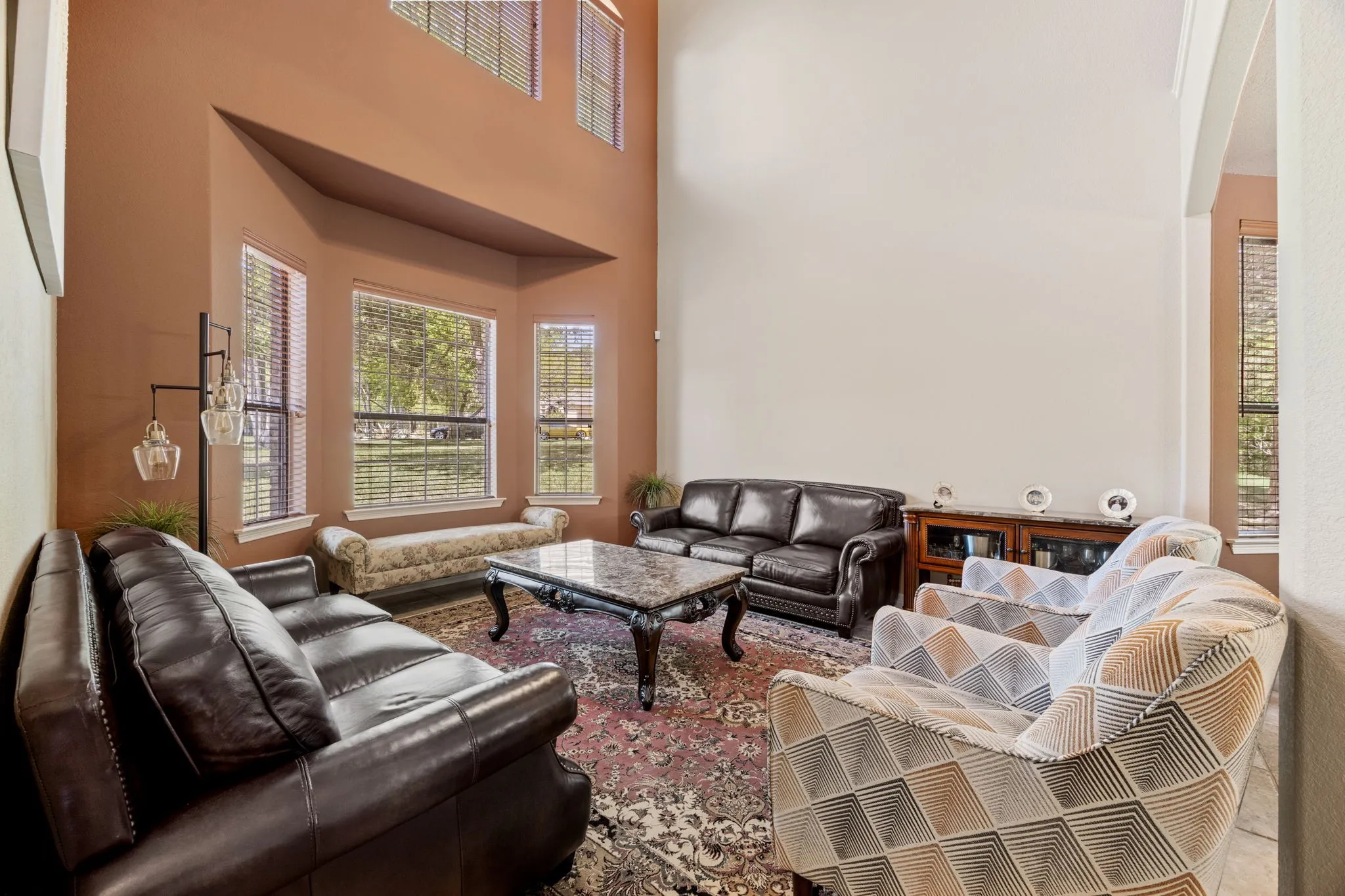 Single Family Residence For Sale in Dallas County , 1559 Cypress Bend Drive, Cedar Hill, Texas 75104, 5 Bedrooms, 4 Bathrooms, 3 Garage spaces, 4,856 Sqft, built in 2006, Preowned, Price $845,000, mls#21200834, Real Estate Agent in Cedar Hill, Homes For Sale in Dallas county, Homes For Sale in Cedar Hill, Realtor in Cedar Hill Texas, Real Estate Brokerage Independent Realty Texas, Luminita Cordes Realtor