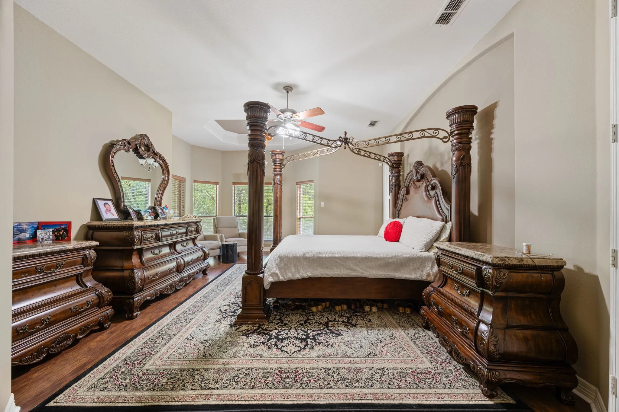 Single Family Residence For Sale in Dallas County , 1559 Cypress Bend Drive, Cedar Hill, Texas 75104, 5 Bedrooms, 4 Bathrooms, 3 Garage spaces, 4,856 Sqft, built in 2006, Preowned, Price $845,000, mls#21200834, Real Estate Agent in Cedar Hill, Homes For Sale in Dallas county, Homes For Sale in Cedar Hill, Realtor in Cedar Hill Texas, Real Estate Brokerage Independent Realty Texas, Luminita Cordes Realtor