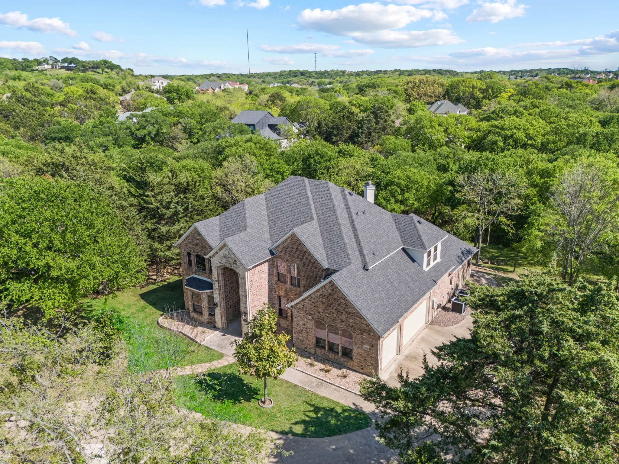 Single Family Residence For Sale in Dallas County , 1559 Cypress Bend Drive, Cedar Hill, Texas 75104, 5 Bedrooms, 4 Bathrooms, 3 Garage spaces, 4,856 Sqft, built in 2006, Preowned, Price $845,000, mls#21200834, Real Estate Agent in Cedar Hill, Homes For Sale in Dallas county, Homes For Sale in Cedar Hill, Realtor in Cedar Hill Texas, Real Estate Brokerage Independent Realty Texas, Luminita Cordes Realtor