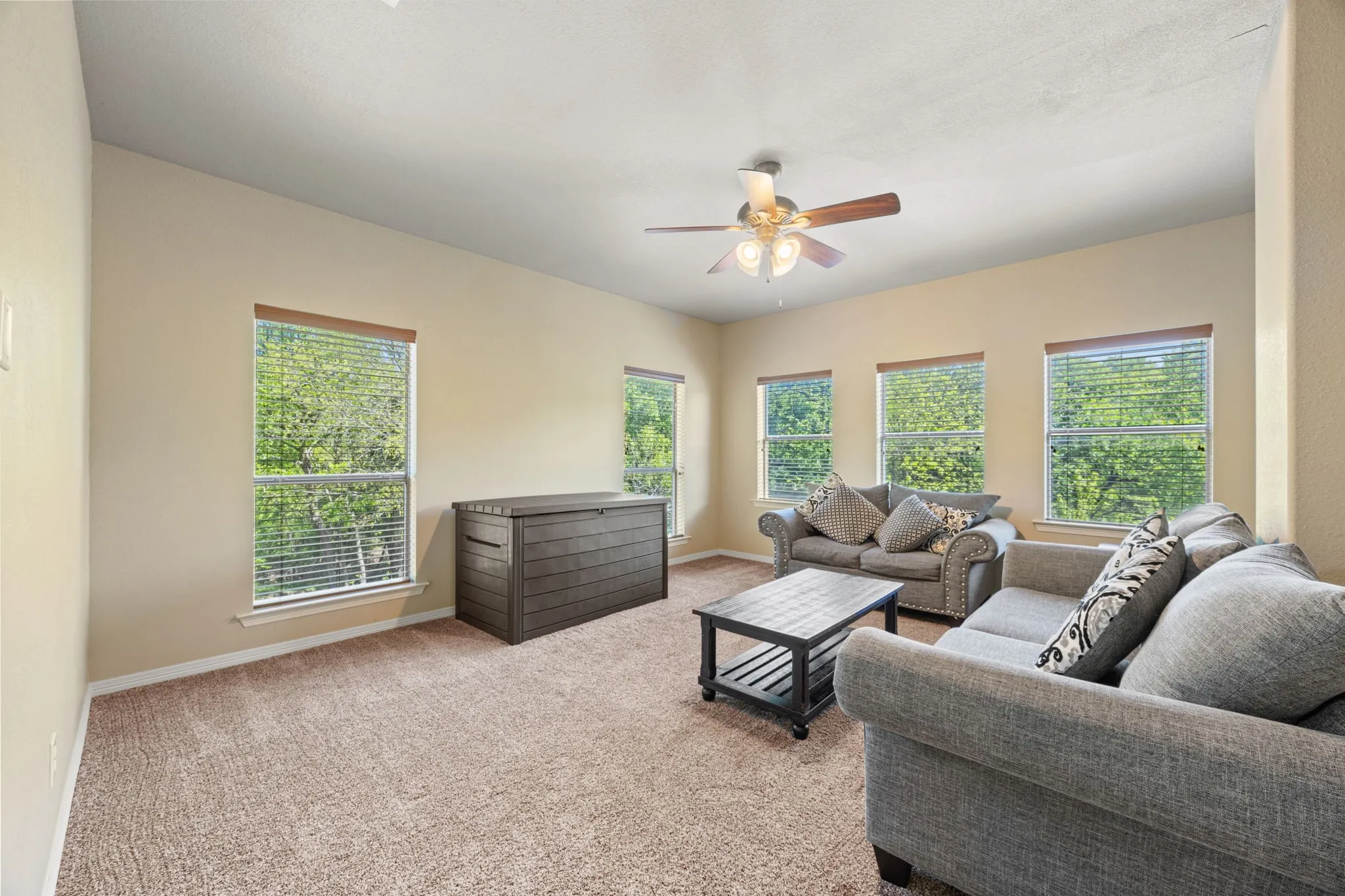 Single Family Residence For Sale in Dallas County , 1559 Cypress Bend Drive, Cedar Hill, Texas 75104, 5 Bedrooms, 4 Bathrooms, 3 Garage spaces, 4,856 Sqft, built in 2006, Preowned, Price $845,000, mls#21200834, Real Estate Agent in Cedar Hill, Homes For Sale in Dallas county, Homes For Sale in Cedar Hill, Realtor in Cedar Hill Texas, Real Estate Brokerage Independent Realty Texas, Luminita Cordes Realtor