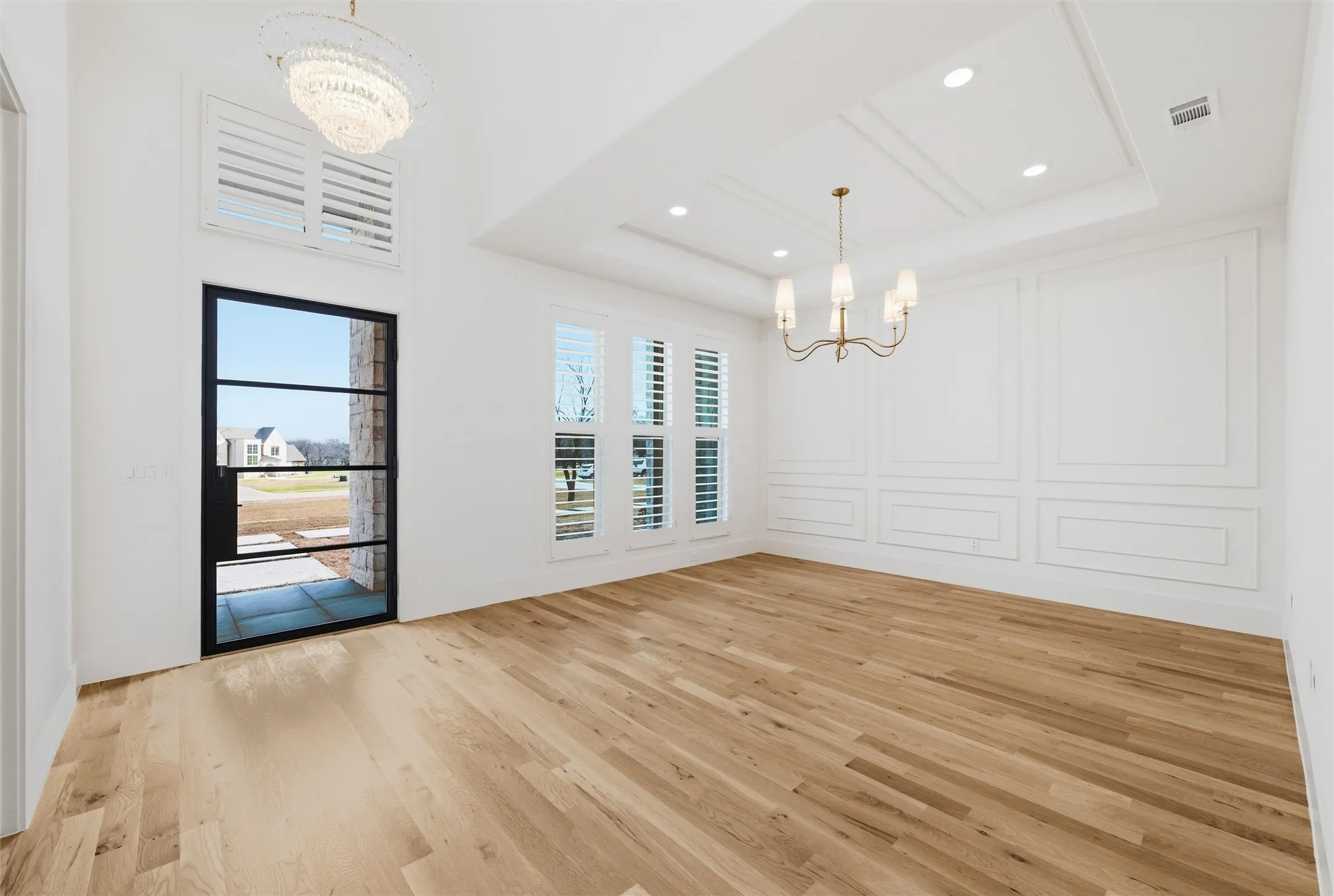 Entry & Formal Dining