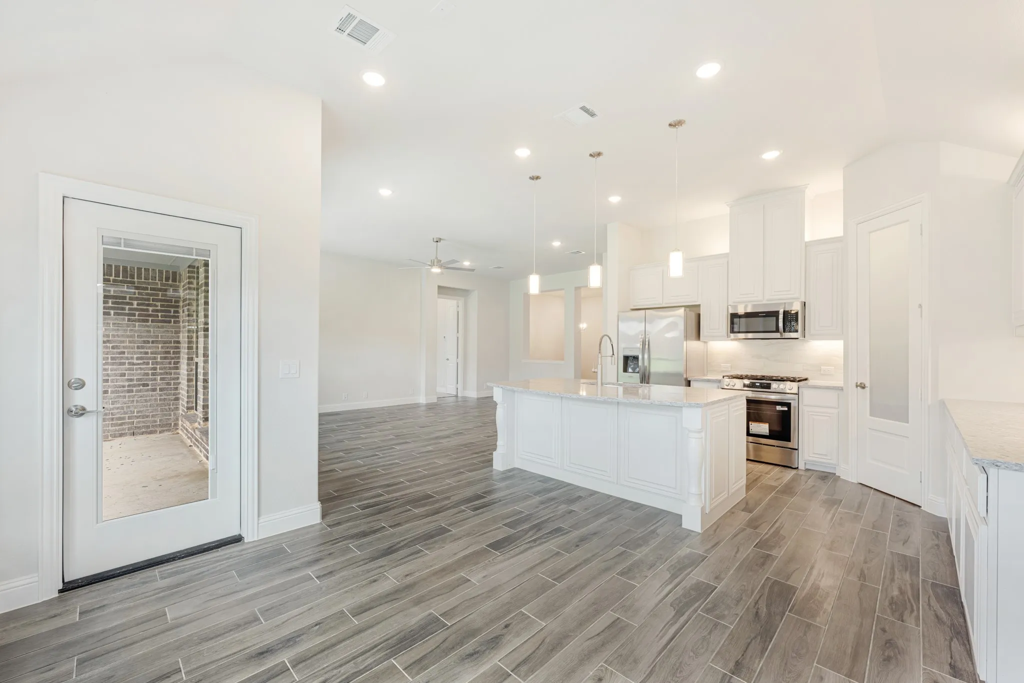 Single Family Residence For Sale in Ellis County , 200 Rosewood Drive, Glenn Heights, Texas 75154, 4 Bedroom, 2 Bathroom, 3 Garage spaces, 2,314 Sqft, built in 2026, New Construction - Incomplete, mls#21200628, Real Estate Agent in Glenn Heights, Homes For Sale in Ellis county, Homes For Sale in Glenn Heights, Realtor in Glenn Heights Texas, Real Estate Brokerage Independent Realty Texas, Luminita Cordes Realtor