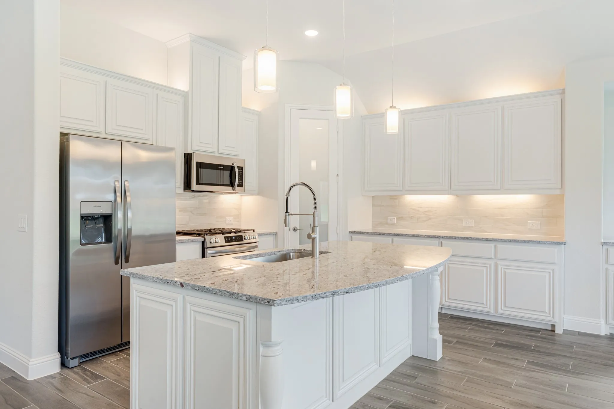 Single Family Residence For Sale in Ellis County , 200 Rosewood Drive, Glenn Heights, Texas 75154, 4 Bedroom, 2 Bathroom, 3 Garage spaces, 2,314 Sqft, built in 2026, New Construction - Incomplete, mls#21200628, Real Estate Agent in Glenn Heights, Homes For Sale in Ellis county, Homes For Sale in Glenn Heights, Realtor in Glenn Heights Texas, Real Estate Brokerage Independent Realty Texas, Luminita Cordes Realtor