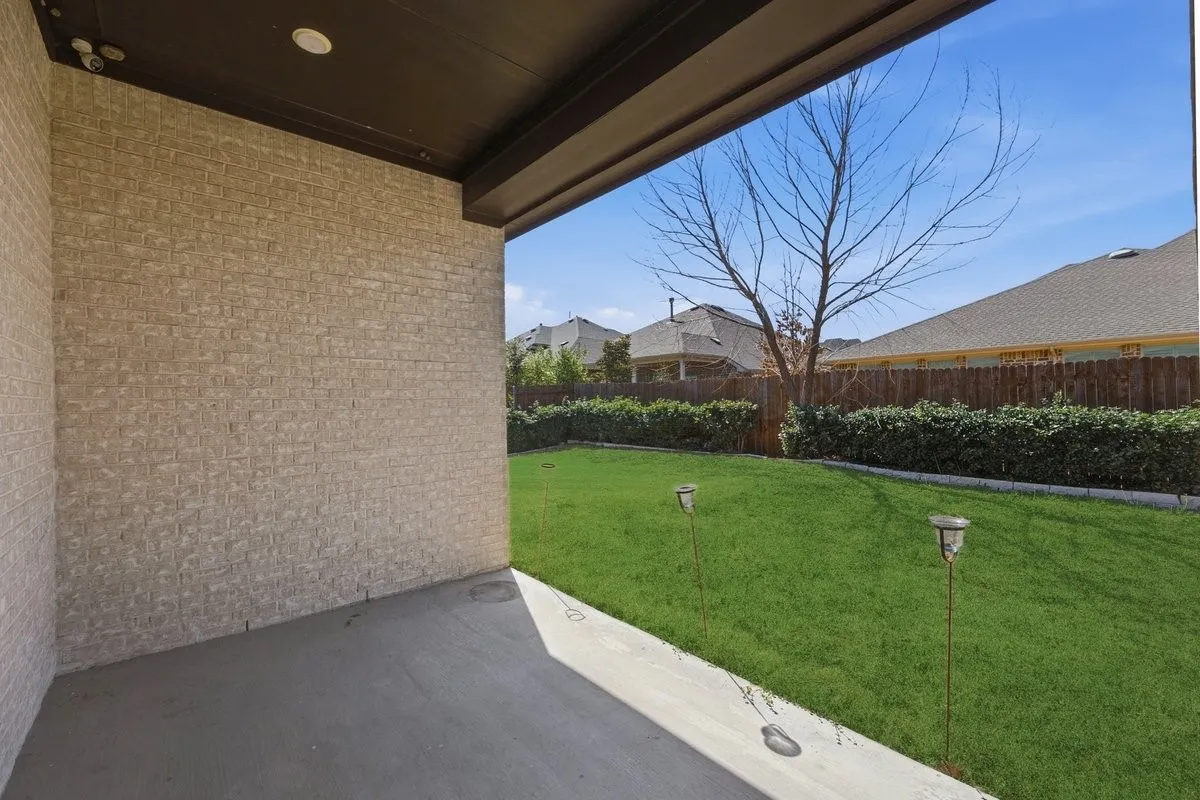 Single Family Residence For Sale in Tarrant County , 7508 Plumgrove Road, Fort Worth, Texas 76123, 3 Bedroom, 2 Bathroom, 2 Garage spaces, 2,329 Sqft, built in 2019, Preowned, mls#21200723, Real Estate Agent in Fort Worth, Homes For Sale in Tarrant county, Homes For Sale in Fort Worth, Realtor in Fort Worth Texas, Real Estate Brokerage Independent Realty Texas, Luminita Cordes Realtor