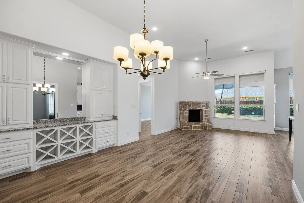 Single Family Residence For Sale in Tarrant County , 7508 Plumgrove Road, Fort Worth, Texas 76123, 3 Bedroom, 2 Bathroom, 2 Garage spaces, 2,329 Sqft, built in 2019, Preowned, mls#21200723, Real Estate Agent in Fort Worth, Homes For Sale in Tarrant county, Homes For Sale in Fort Worth, Realtor in Fort Worth Texas, Real Estate Brokerage Independent Realty Texas, Luminita Cordes Realtor
