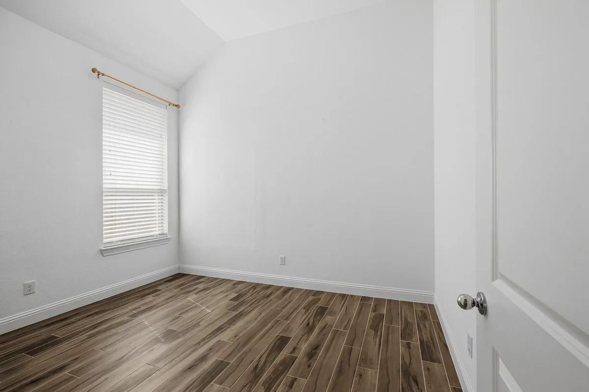 Single Family Residence For Sale in Tarrant County , 7508 Plumgrove Road, Fort Worth, Texas 76123, 3 Bedroom, 2 Bathroom, 2 Garage spaces, 2,329 Sqft, built in 2019, Preowned, mls#21200723, Real Estate Agent in Fort Worth, Homes For Sale in Tarrant county, Homes For Sale in Fort Worth, Realtor in Fort Worth Texas, Real Estate Brokerage Independent Realty Texas, Luminita Cordes Realtor