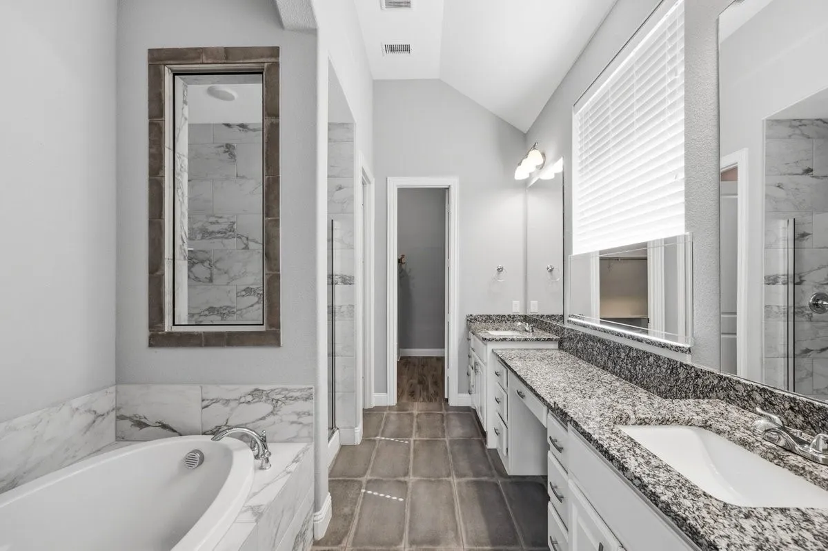 Single Family Residence For Sale in Tarrant County , 7508 Plumgrove Road, Fort Worth, Texas 76123, 3 Bedroom, 2 Bathroom, 2 Garage spaces, 2,329 Sqft, built in 2019, Preowned, mls#21200723, Real Estate Agent in Fort Worth, Homes For Sale in Tarrant county, Homes For Sale in Fort Worth, Realtor in Fort Worth Texas, Real Estate Brokerage Independent Realty Texas, Luminita Cordes Realtor