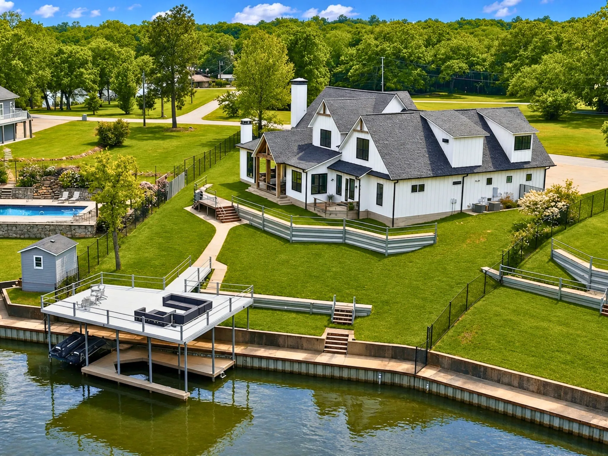 Single Family Residence For Sale in Henderson County , 205 Oak Creek Drive, Tool, Texas 75143, 5 Bedroom, 6 Bathroom, 3 Garage spaces, 4,488 Sqft, built in 2021, Preowned, Price $1,765,000, mls#21195224, Real Estate Agent in Tool, Homes For Sale in Henderson county, Homes For Sale in Tool, Realtor in Tool Texas, Real Estate Brokerage Independent Realty Texas, Luminita Cordes Realtor