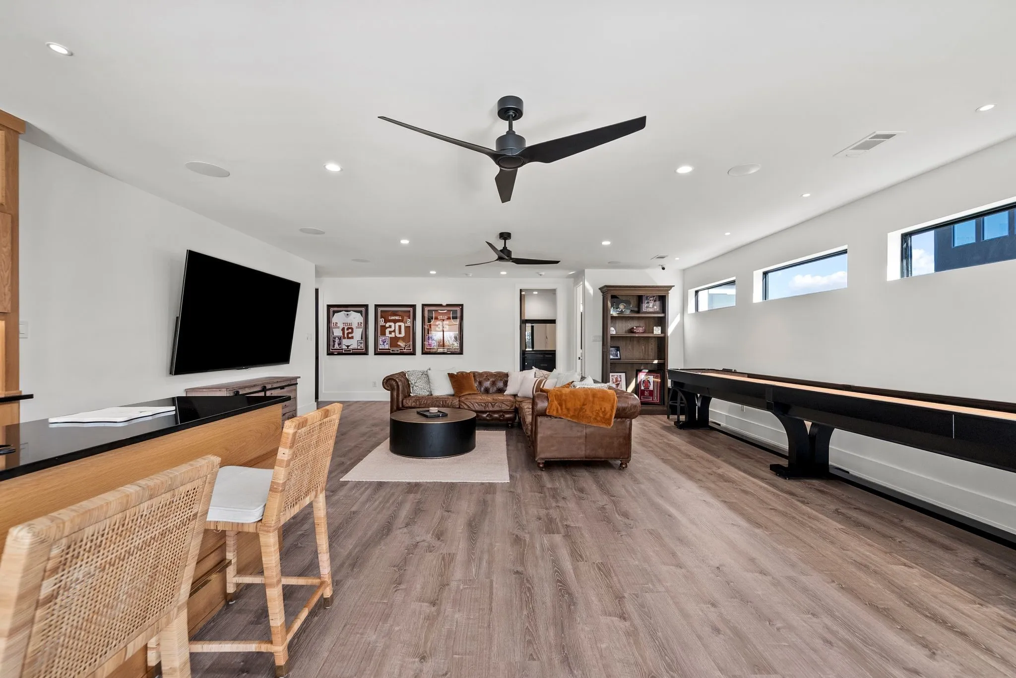 Single Family Residence For Sale in Denton County , 12054 Blake Place, Frisco, Texas 75036, 5 Bedrooms, 7 Bathrooms, 4 Garage spaces, 6,208 Sqft, built in 2022, Preowned, Price $4,495,000, mls#21183937, Real Estate Agent in Frisco, Homes For Sale in Denton county, Homes For Sale in Frisco, Realtor in Frisco Texas, Real Estate Brokerage Independent Realty Texas, Luminita Cordes Realtor