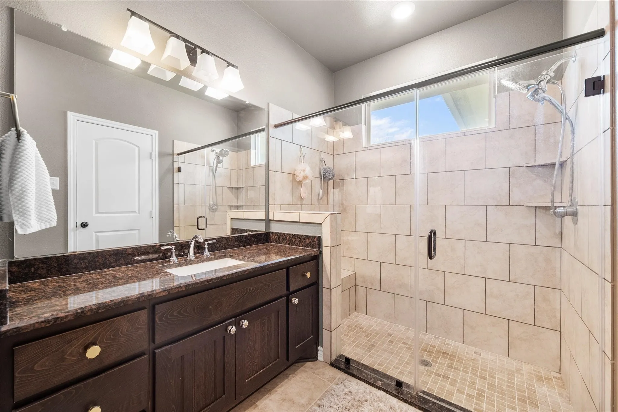 Single Family Residence For Sale in Navarro County , 381 County Road 3050, Purdon, Texas 76679, 3 Bedroom, 2 Bathroom, 6 Garage spaces, 1,179 Sqft, built in 2020, mls#21201063, Real Estate Agent in Purdon, Homes For Sale in Navarro county, Homes For Sale in Purdon, Realtor in Purdon Texas, Real Estate Brokerage Independent Realty Texas, Luminita Cordes Realtor