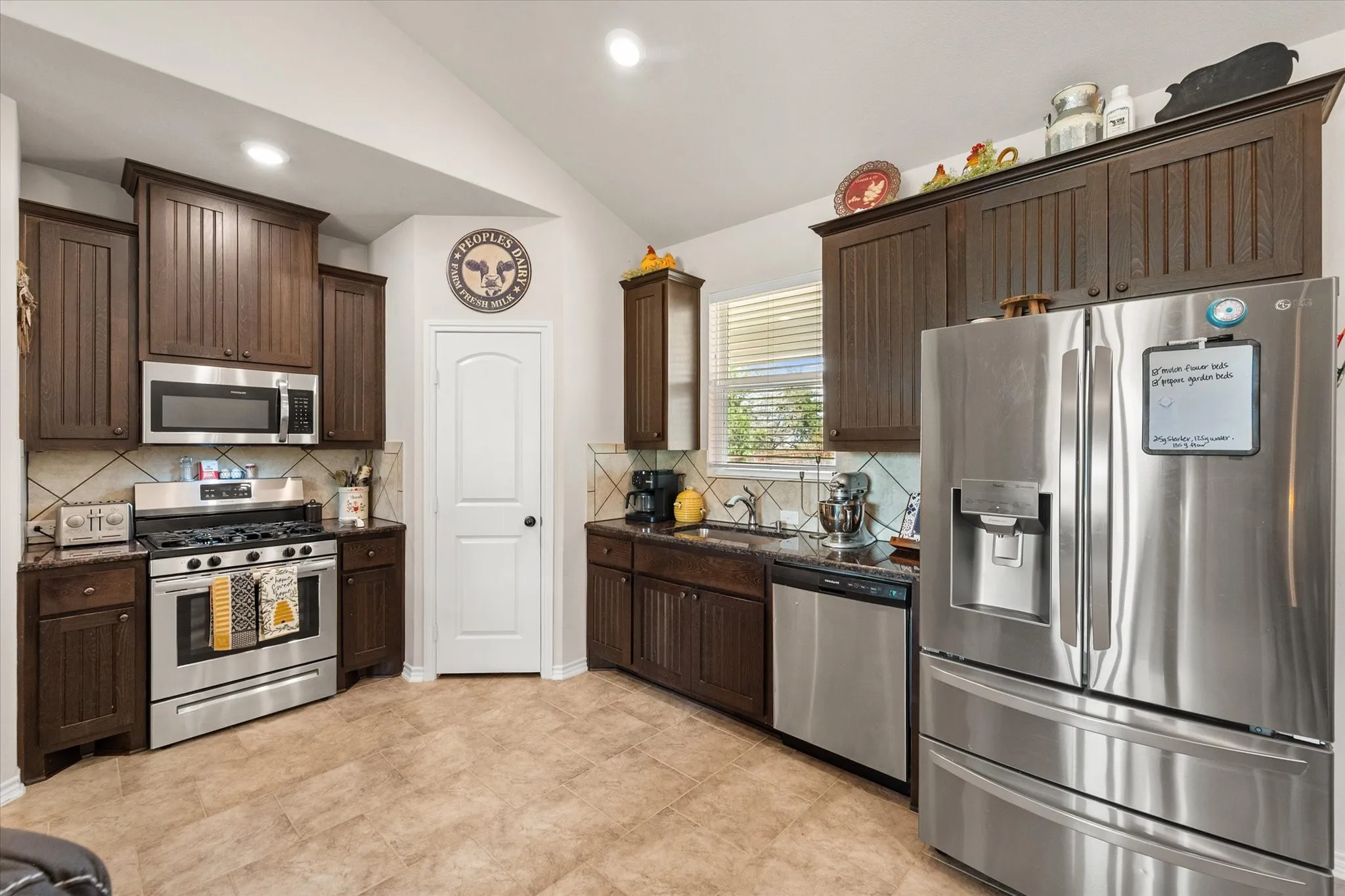 Single Family Residence For Sale in Navarro County , 381 County Road 3050, Purdon, Texas 76679, 3 Bedroom, 2 Bathroom, 6 Garage spaces, 1,179 Sqft, built in 2020, mls#21201063, Real Estate Agent in Purdon, Homes For Sale in Navarro county, Homes For Sale in Purdon, Realtor in Purdon Texas, Real Estate Brokerage Independent Realty Texas, Luminita Cordes Realtor