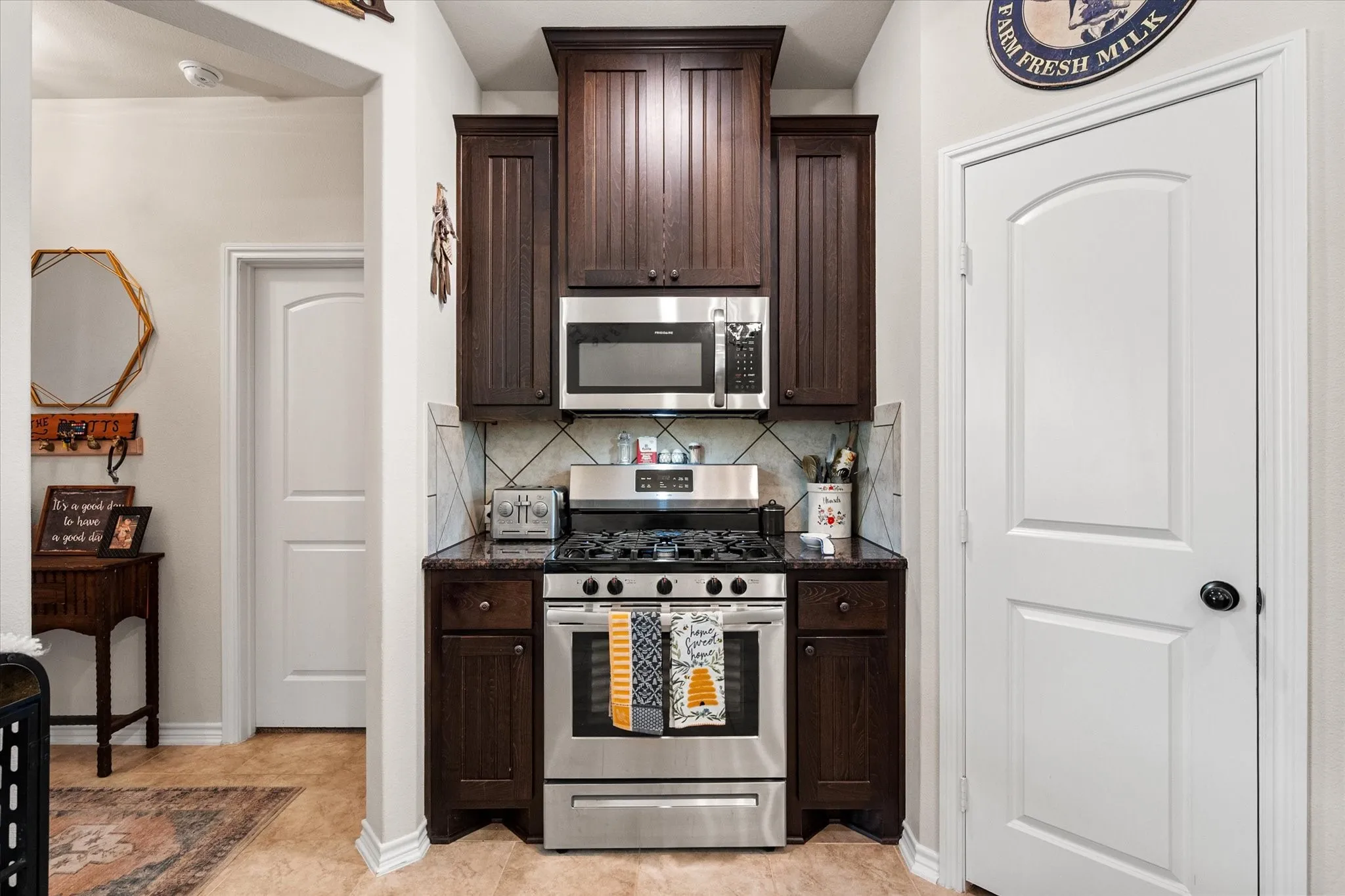 Single Family Residence For Sale in Navarro County , 381 County Road 3050, Purdon, Texas 76679, 3 Bedroom, 2 Bathroom, 6 Garage spaces, 1,179 Sqft, built in 2020, mls#21201063, Real Estate Agent in Purdon, Homes For Sale in Navarro county, Homes For Sale in Purdon, Realtor in Purdon Texas, Real Estate Brokerage Independent Realty Texas, Luminita Cordes Realtor