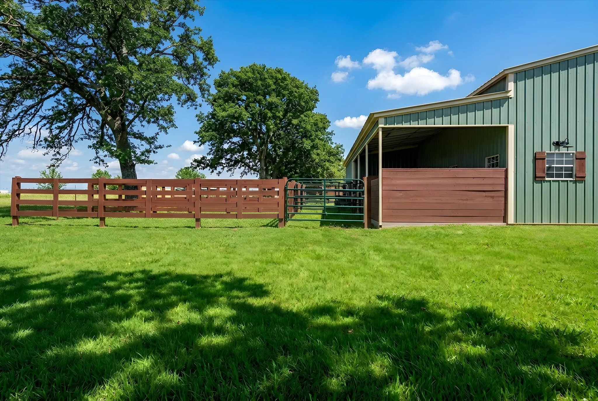 Single Family Residence For Sale in Navarro County , 381 County Road 3050, Purdon, Texas 76679, 3 Bedroom, 2 Bathroom, 6 Garage spaces, 1,179 Sqft, built in 2020, mls#21201063, Real Estate Agent in Purdon, Homes For Sale in Navarro county, Homes For Sale in Purdon, Realtor in Purdon Texas, Real Estate Brokerage Independent Realty Texas, Luminita Cordes Realtor