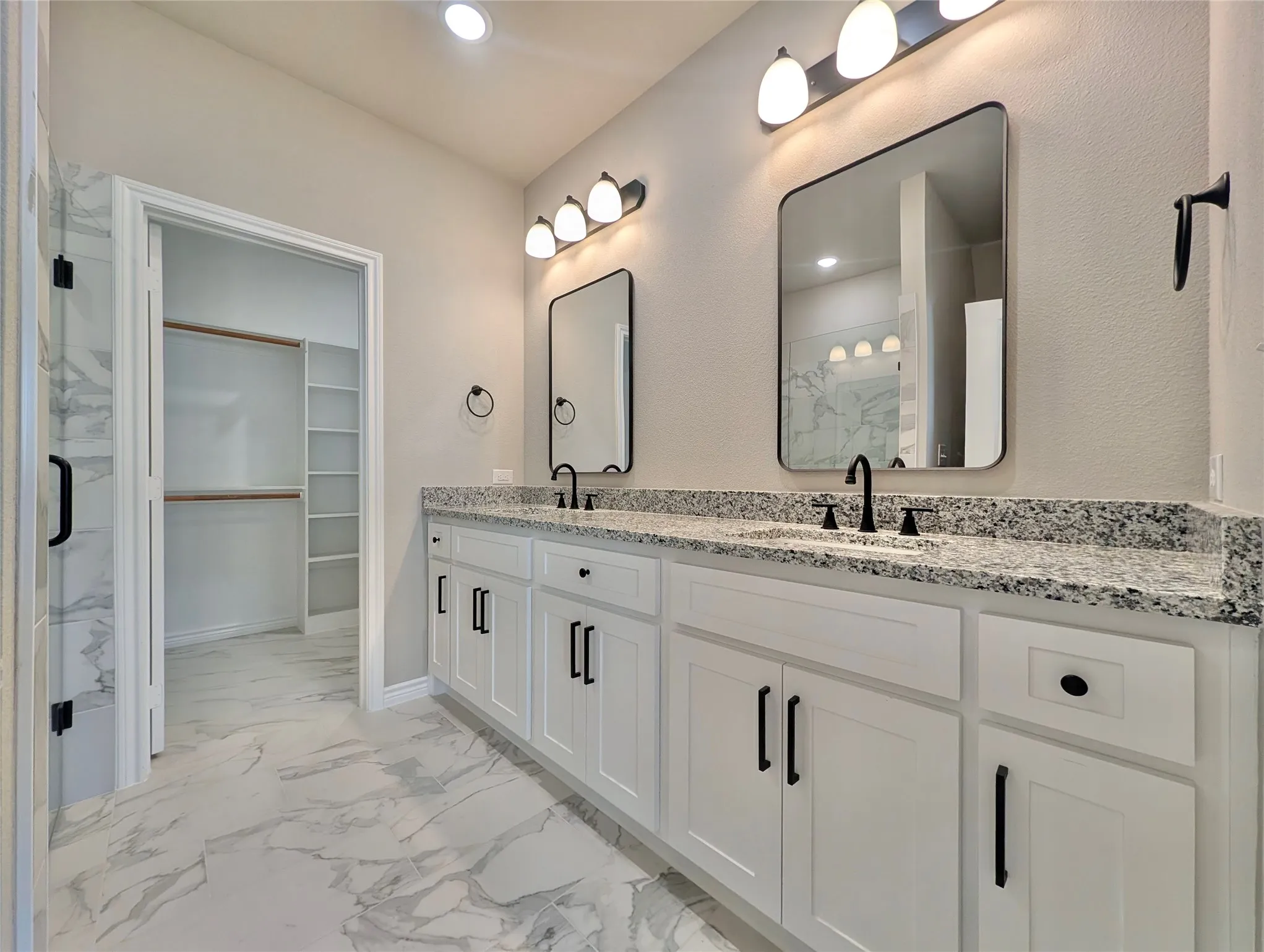 Single Family Residence For Sale in Henderson County , 300 Rike Road, Mabank, Texas 75147, 3 Bedroom, 2 Bathroom, Garage spaces, 1,677 Sqft, built in 2025, Preowned, mls#21201120, Real Estate Agent in Mabank, Homes For Sale in Henderson county, Homes For Sale in Mabank, Realtor in Mabank Texas, Real Estate Brokerage Independent Realty Texas, Luminita Cordes Realtor