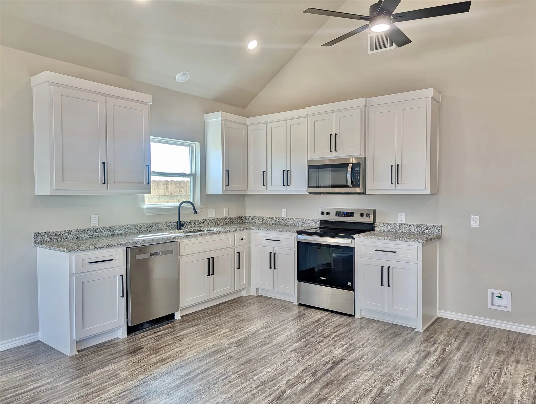 Single Family Residence For Sale in Henderson County , 300 Rike Road, Mabank, Texas 75147, 3 Bedroom, 2 Bathroom, Garage spaces, 1,677 Sqft, built in 2025, Preowned, mls#21201120, Real Estate Agent in Mabank, Homes For Sale in Henderson county, Homes For Sale in Mabank, Realtor in Mabank Texas, Real Estate Brokerage Independent Realty Texas, Luminita Cordes Realtor