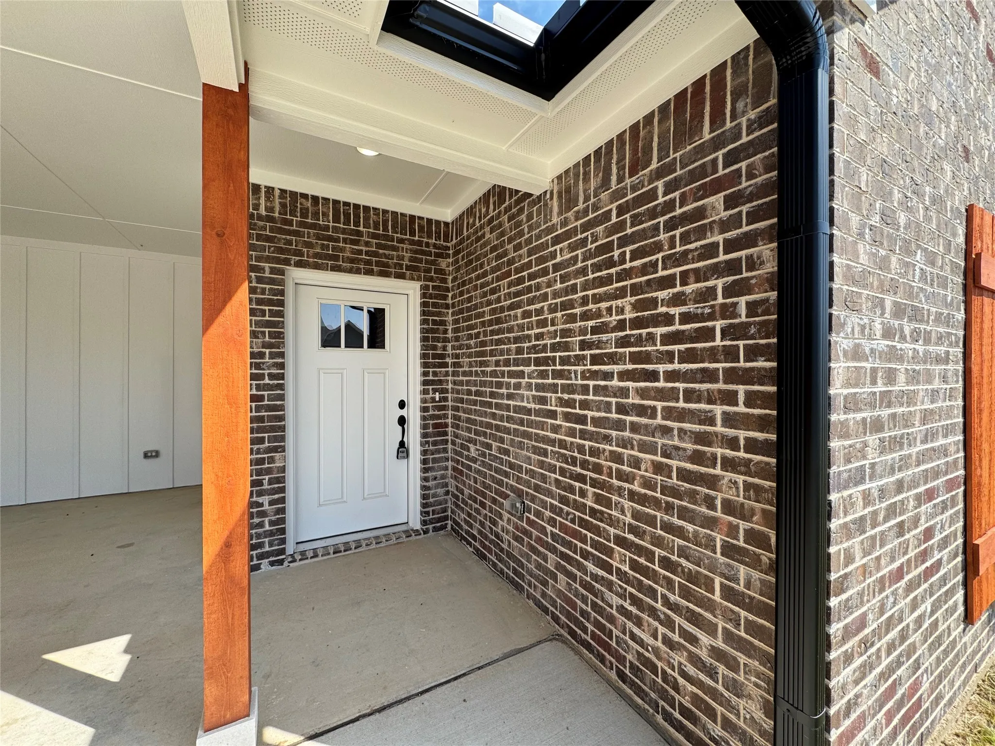 Single Family Residence For Sale in Henderson County , 300 Rike Road, Mabank, Texas 75147, 3 Bedroom, 2 Bathroom, Garage spaces, 1,677 Sqft, built in 2025, Preowned, mls#21201120, Real Estate Agent in Mabank, Homes For Sale in Henderson county, Homes For Sale in Mabank, Realtor in Mabank Texas, Real Estate Brokerage Independent Realty Texas, Luminita Cordes Realtor
