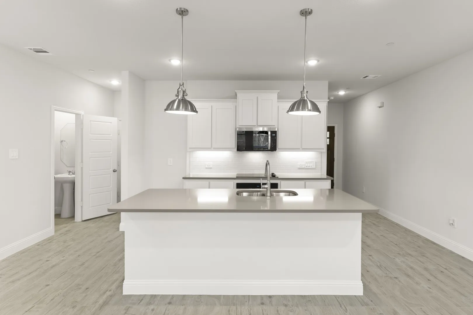 05. 2630 Copper Breaks - Kitchen