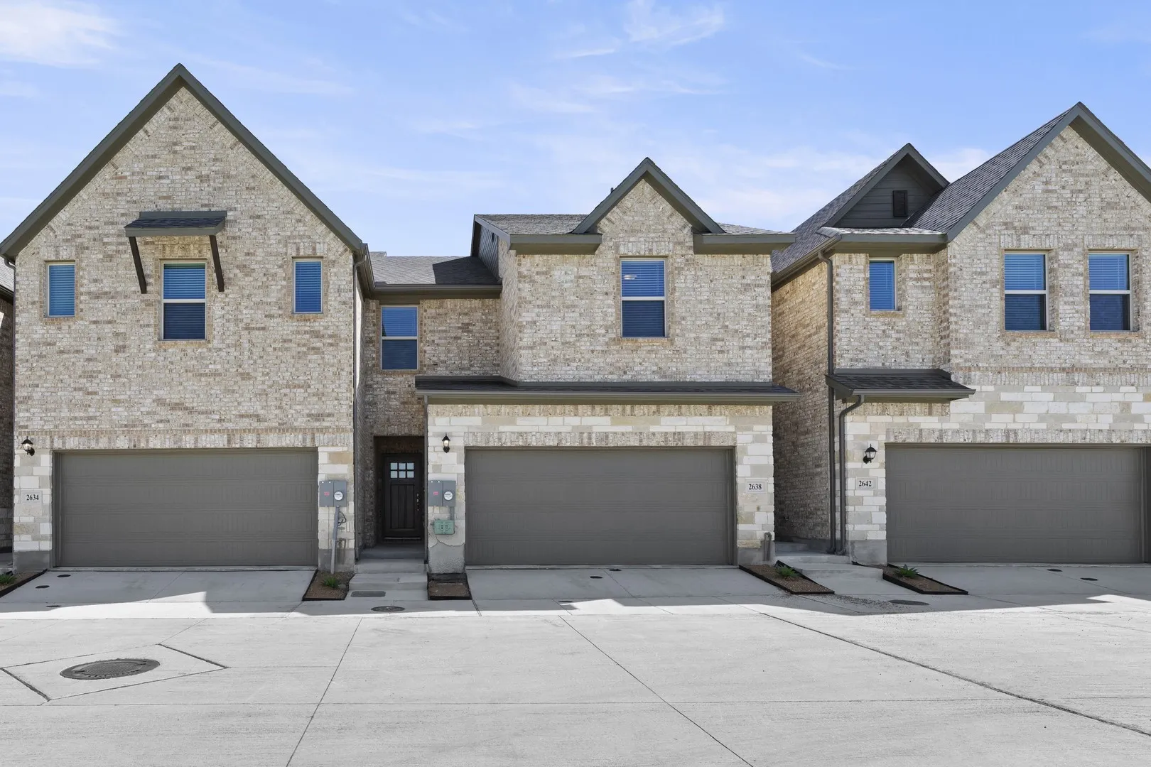 Townhouse For Sale in Dallas County , 2638 Copper Breaks Street, Dallas, Texas 75228, 3 Bedroom, 3 Bathroom, 2 Garage spaces, 1,647 Sqft, built in 2025, New Construction - Complete, mls#21201145, Real Estate Agent in Dallas, Homes For Sale in Dallas county, Homes For Sale in Dallas, Realtor in Dallas Texas, Real Estate Brokerage Independent Realty Texas, Luminita Cordes Realtor