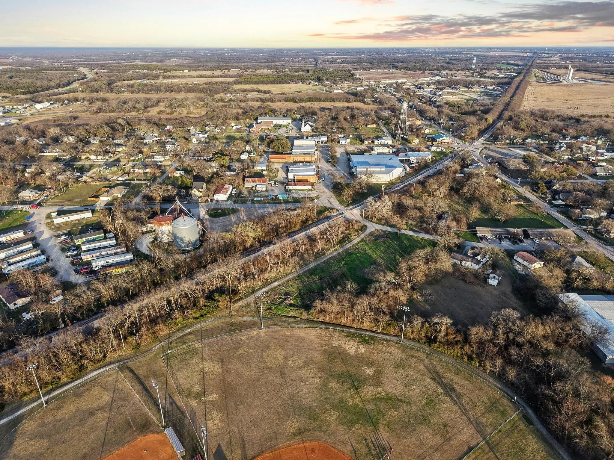 Unimproved Land For Sale in Fannin County , 120 Holmes Street Lot 4, Trenton, Texas 75490, 0, 0, Garage spaces, 0 Sqft, built in 0, mls#21201133, Real Estate Agent in Trenton, Homes For Sale in Fannin county, Homes For Sale in Trenton, Realtor in Trenton Texas, Real Estate Brokerage Independent Realty Texas, Luminita Cordes Realtor
