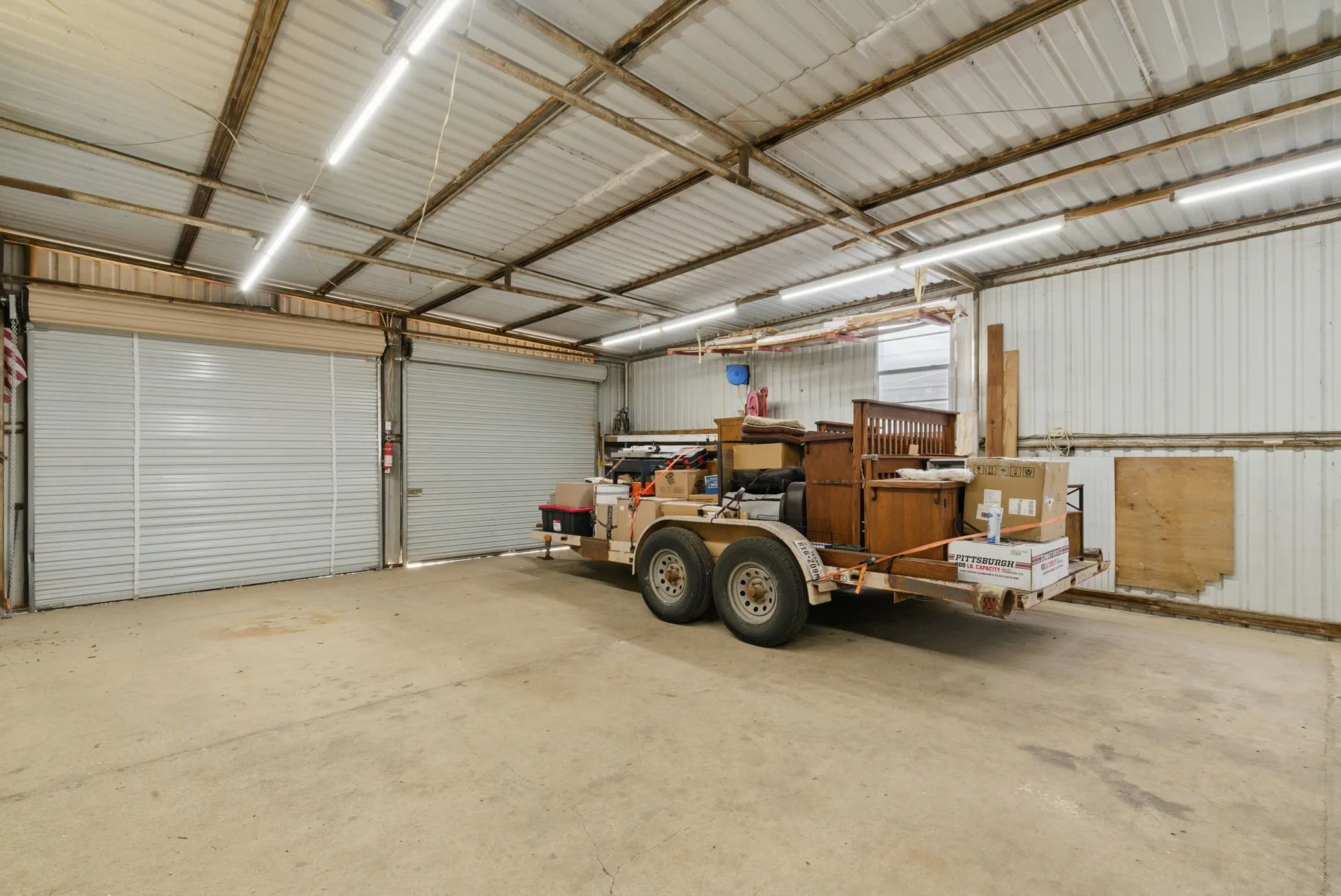 Single Family Residence For Sale in Eastland County , 215 County Road 564, Eastland, Texas 76448, 3 Bedroom, 4 Bathroom, 2 Garage spaces, 2,862 Sqft, built in 1980, Price $365,000, mls#21200273, Real Estate Agent in Eastland, Homes For Sale in Eastland county, Homes For Sale in Eastland, Realtor in Eastland Texas, Real Estate Brokerage Independent Realty Texas, Luminita Cordes Realtor