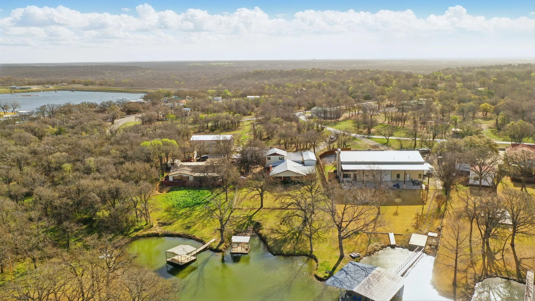 Single Family Residence For Sale in Eastland County , 215 County Road 564, Eastland, Texas 76448, 3 Bedroom, 4 Bathroom, 2 Garage spaces, 2,862 Sqft, built in 1980, Price $365,000, mls#21200273, Real Estate Agent in Eastland, Homes For Sale in Eastland county, Homes For Sale in Eastland, Realtor in Eastland Texas, Real Estate Brokerage Independent Realty Texas, Luminita Cordes Realtor