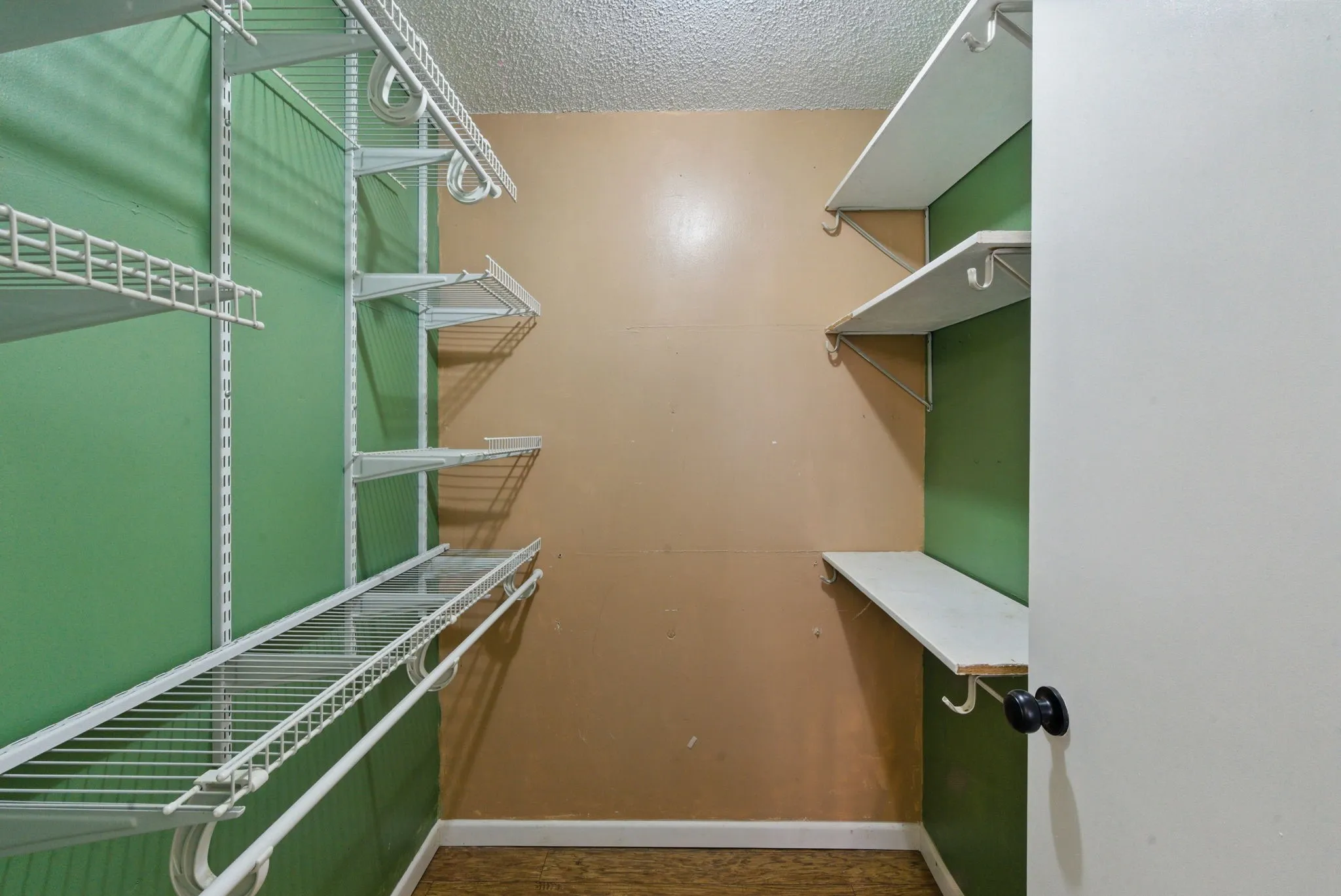 Single Family Residence For Sale in Eastland County , 215 County Road 564, Eastland, Texas 76448, 3 Bedroom, 4 Bathroom, 2 Garage spaces, 2,862 Sqft, built in 1980, Price $365,000, mls#21200273, Real Estate Agent in Eastland, Homes For Sale in Eastland county, Homes For Sale in Eastland, Realtor in Eastland Texas, Real Estate Brokerage Independent Realty Texas, Luminita Cordes Realtor