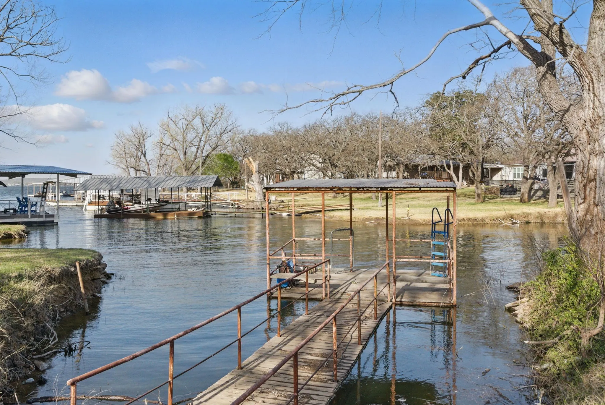 Single Family Residence For Sale in Eastland County , 215 County Road 564, Eastland, Texas 76448, 3 Bedroom, 4 Bathroom, 2 Garage spaces, 2,862 Sqft, built in 1980, Price $365,000, mls#21200273, Real Estate Agent in Eastland, Homes For Sale in Eastland county, Homes For Sale in Eastland, Realtor in Eastland Texas, Real Estate Brokerage Independent Realty Texas, Luminita Cordes Realtor