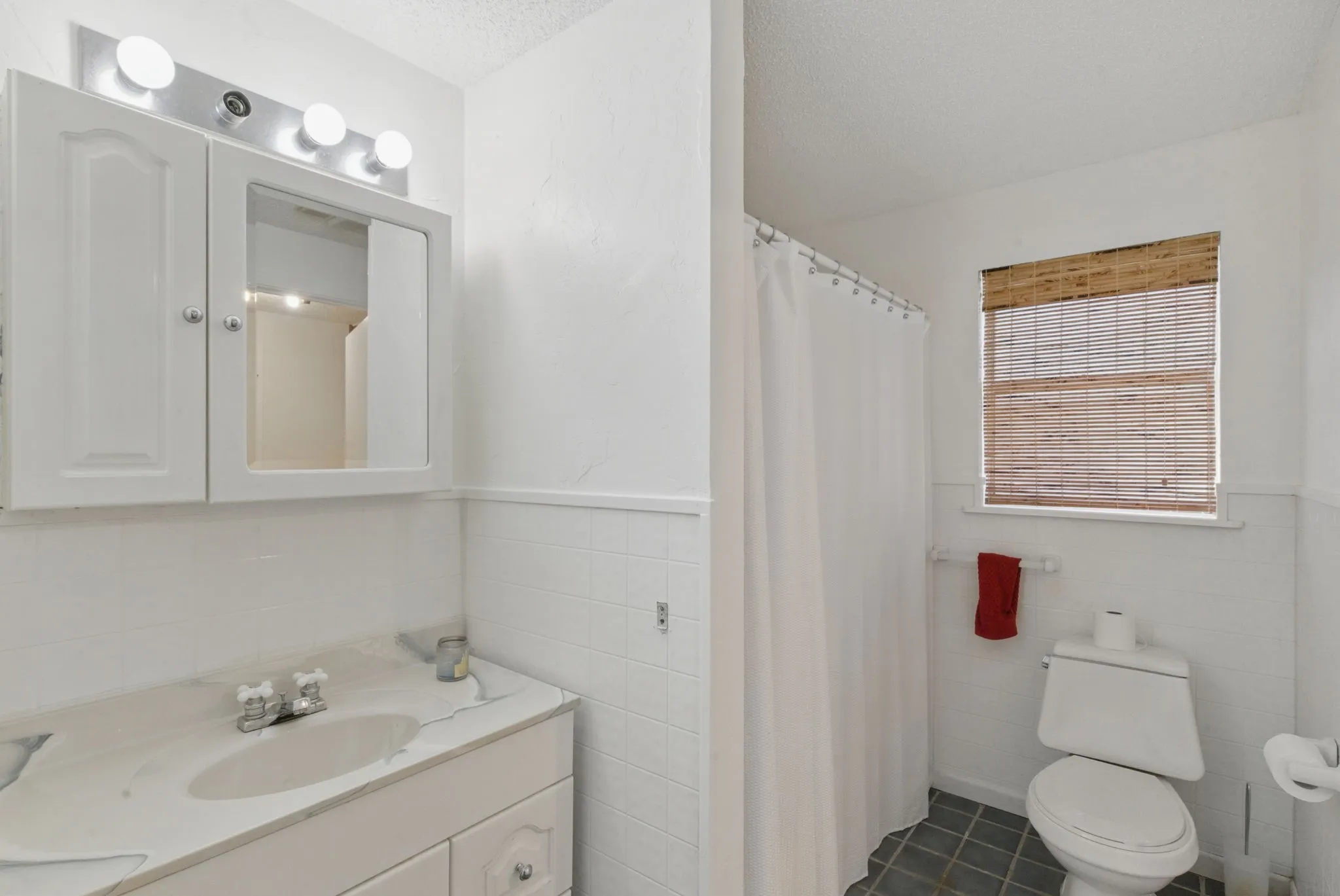 Single Family Residence For Sale in Eastland County , 215 County Road 564, Eastland, Texas 76448, 3 Bedroom, 4 Bathroom, 2 Garage spaces, 2,862 Sqft, built in 1980, Price $365,000, mls#21200273, Real Estate Agent in Eastland, Homes For Sale in Eastland county, Homes For Sale in Eastland, Realtor in Eastland Texas, Real Estate Brokerage Independent Realty Texas, Luminita Cordes Realtor