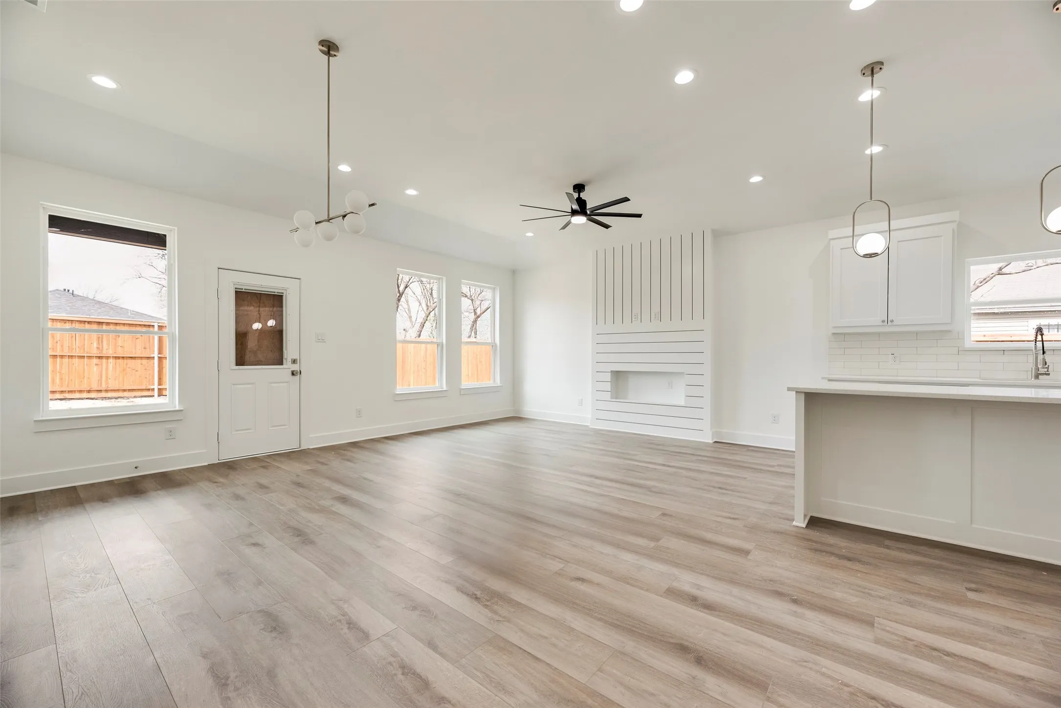 Single Family Residence For Sale in Dallas County , 2511 Lea Crest Drive, Dallas, Texas 75216, 4 Bedroom, 2 Bathroom, 2 Garage spaces, 1,632 Sqft, built in 2026, New Construction - Complete, mls#21195681, Real Estate Agent in Dallas, Homes For Sale in Dallas county, Homes For Sale in Dallas, Realtor in Dallas Texas, Real Estate Brokerage Independent Realty Texas, Luminita Cordes Realtor