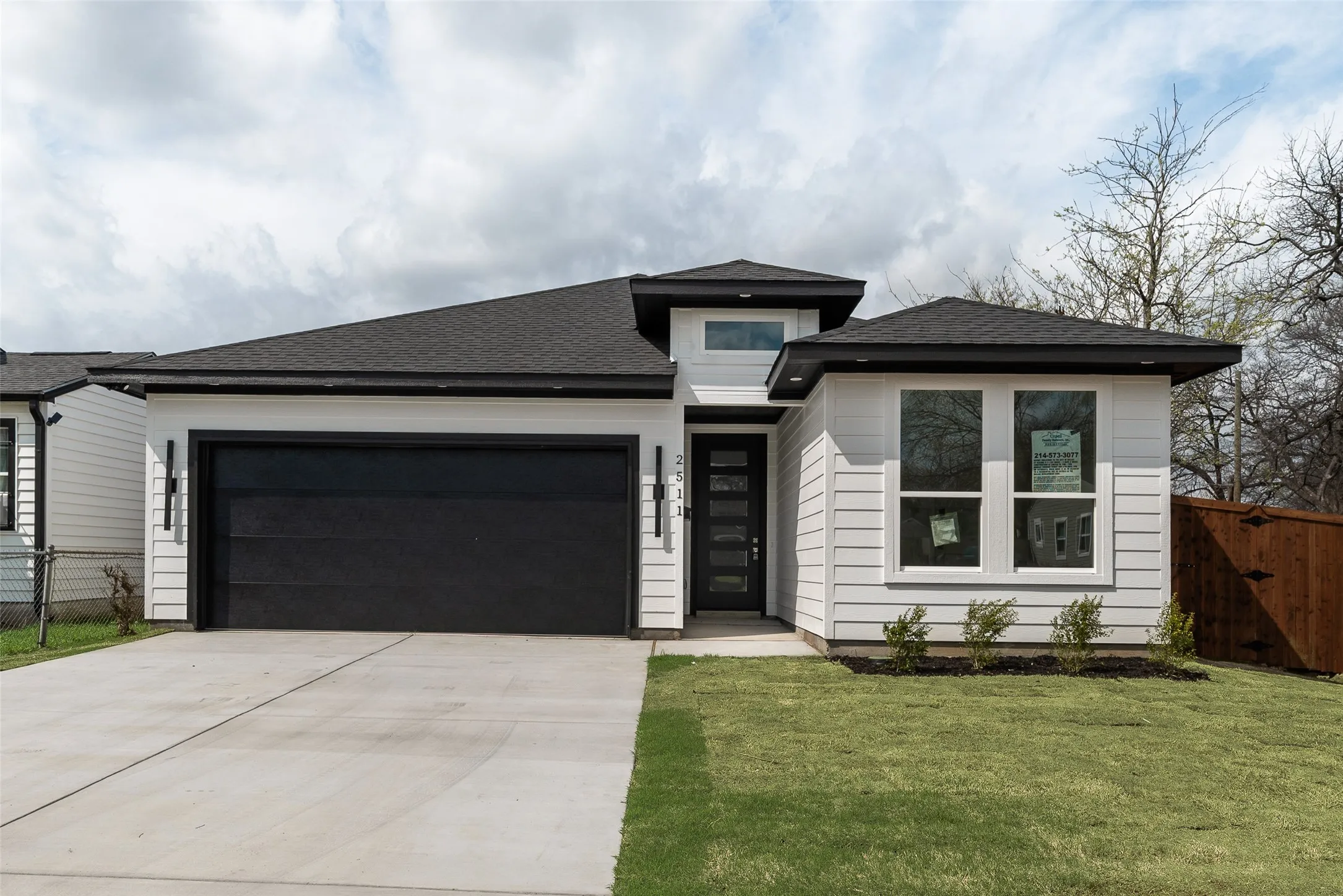 Single Family Residence For Sale in Dallas County , 2511 Lea Crest Drive, Dallas, Texas 75216, 4 Bedroom, 2 Bathroom, 2 Garage spaces, 1,632 Sqft, built in 2026, New Construction - Complete, mls#21195681, Real Estate Agent in Dallas, Homes For Sale in Dallas county, Homes For Sale in Dallas, Realtor in Dallas Texas, Real Estate Brokerage Independent Realty Texas, Luminita Cordes Realtor