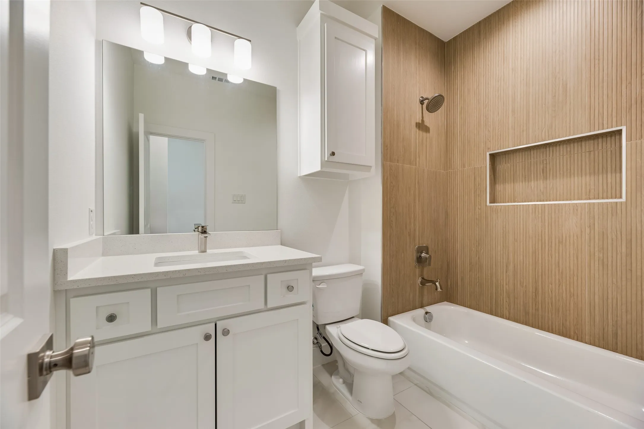 Single Family Residence For Sale in Dallas County , 2511 Lea Crest Drive, Dallas, Texas 75216, 4 Bedroom, 2 Bathroom, 2 Garage spaces, 1,632 Sqft, built in 2026, New Construction - Complete, mls#21195681, Real Estate Agent in Dallas, Homes For Sale in Dallas county, Homes For Sale in Dallas, Realtor in Dallas Texas, Real Estate Brokerage Independent Realty Texas, Luminita Cordes Realtor