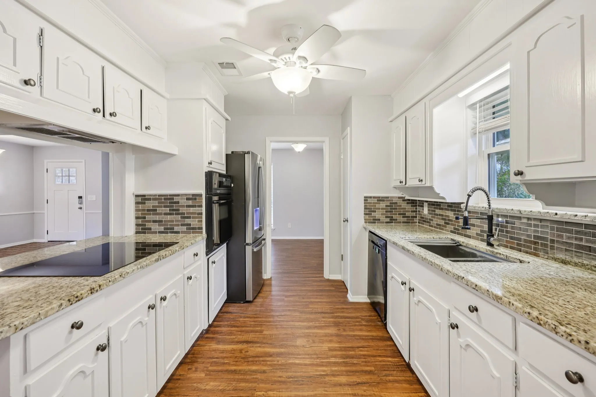Single Family Residence For Sale in Collin County , 3005 Natalie Drive, Plano, Texas 75074, 3 Bedroom, 2 Bathroom, 2 Garage spaces, 2,227 Sqft, built in 1967, Preowned, mls#21195804, Real Estate Agent in Plano, Homes For Sale in Collin county, Homes For Sale in Plano, Realtor in Plano Texas, Real Estate Brokerage Independent Realty Texas, Luminita Cordes Realtor