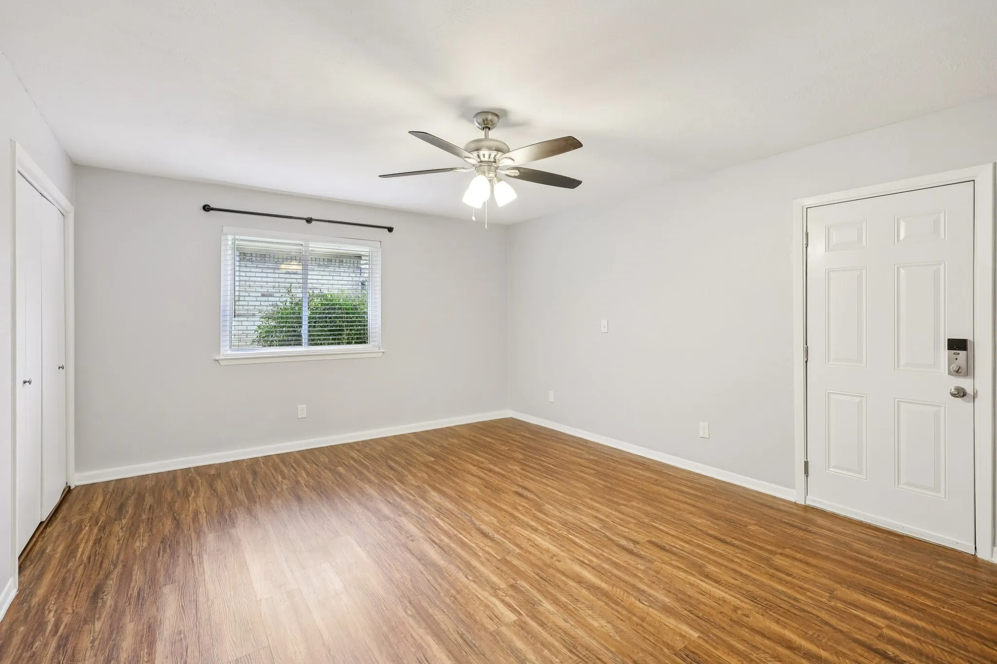Single Family Residence For Sale in Collin County , 3005 Natalie Drive, Plano, Texas 75074, 3 Bedroom, 2 Bathroom, 2 Garage spaces, 2,227 Sqft, built in 1967, Preowned, mls#21195804, Real Estate Agent in Plano, Homes For Sale in Collin county, Homes For Sale in Plano, Realtor in Plano Texas, Real Estate Brokerage Independent Realty Texas, Luminita Cordes Realtor