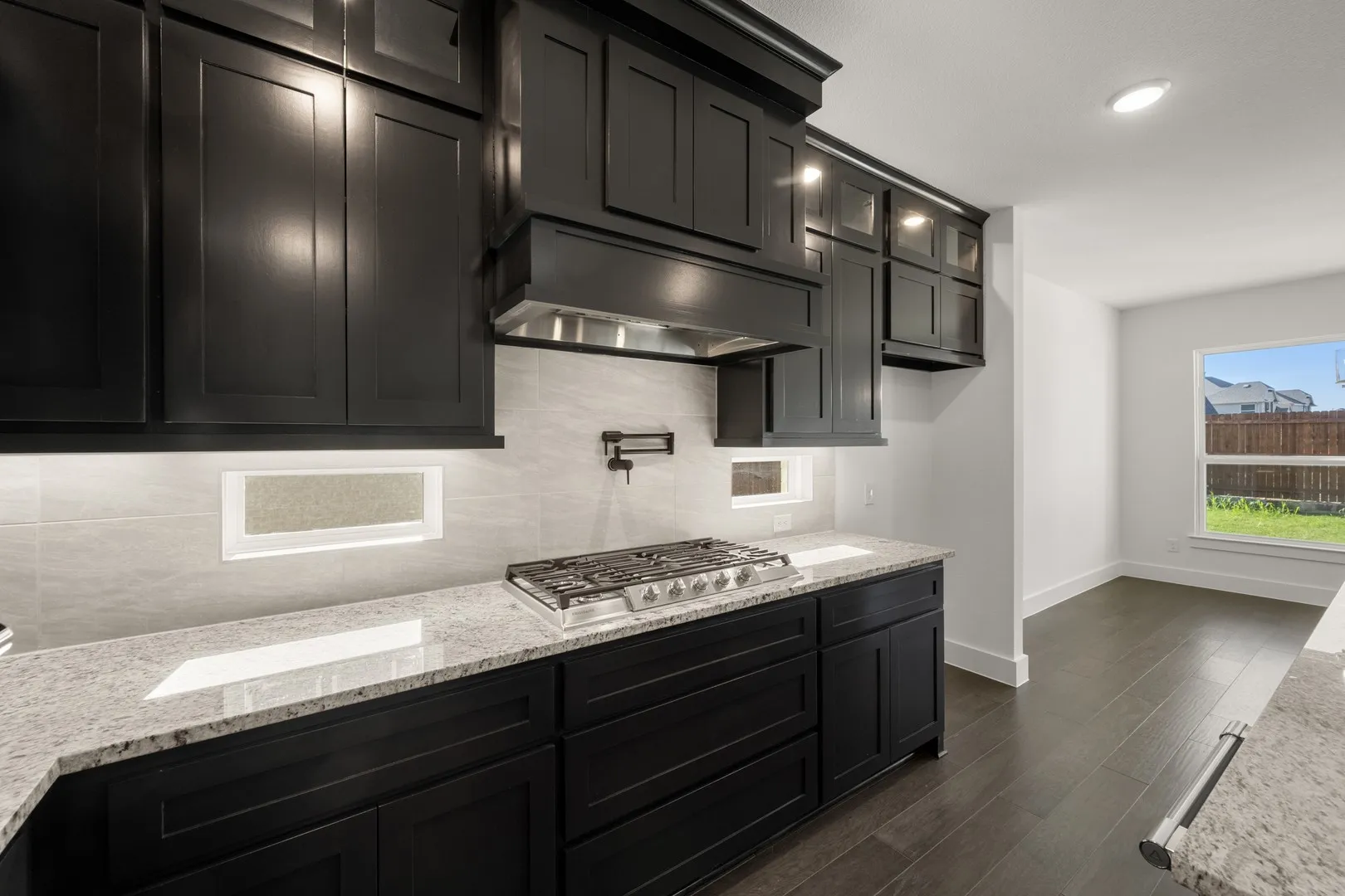 2544 Baypoint- Kitchen-5